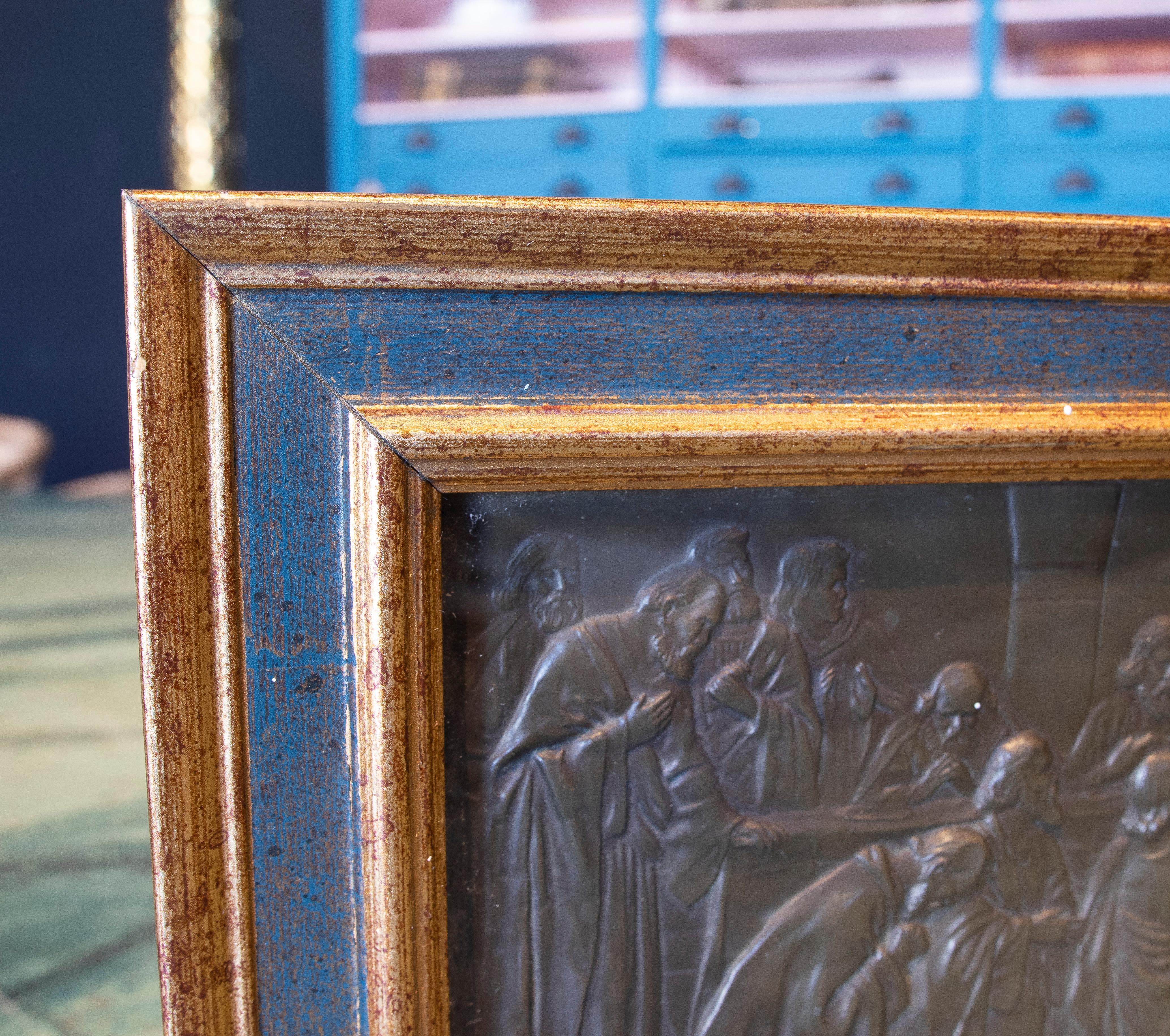 Laiton Scène de communion du Christ priant encadrée en laiton, Espagne, années 1950 en vente