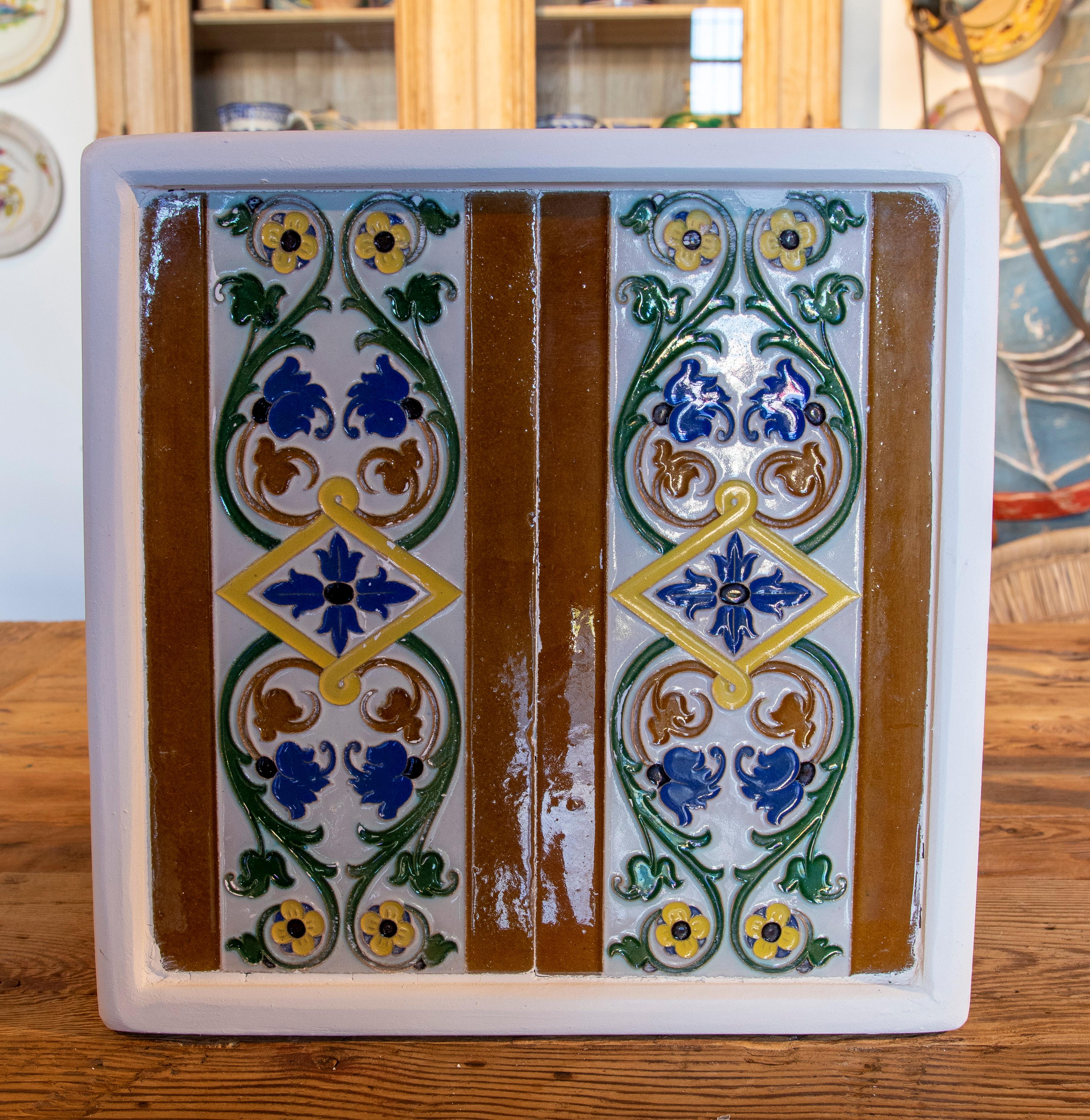1950s Spanish Decorative Tile Framed in Wood in Different Colours For Sale 8