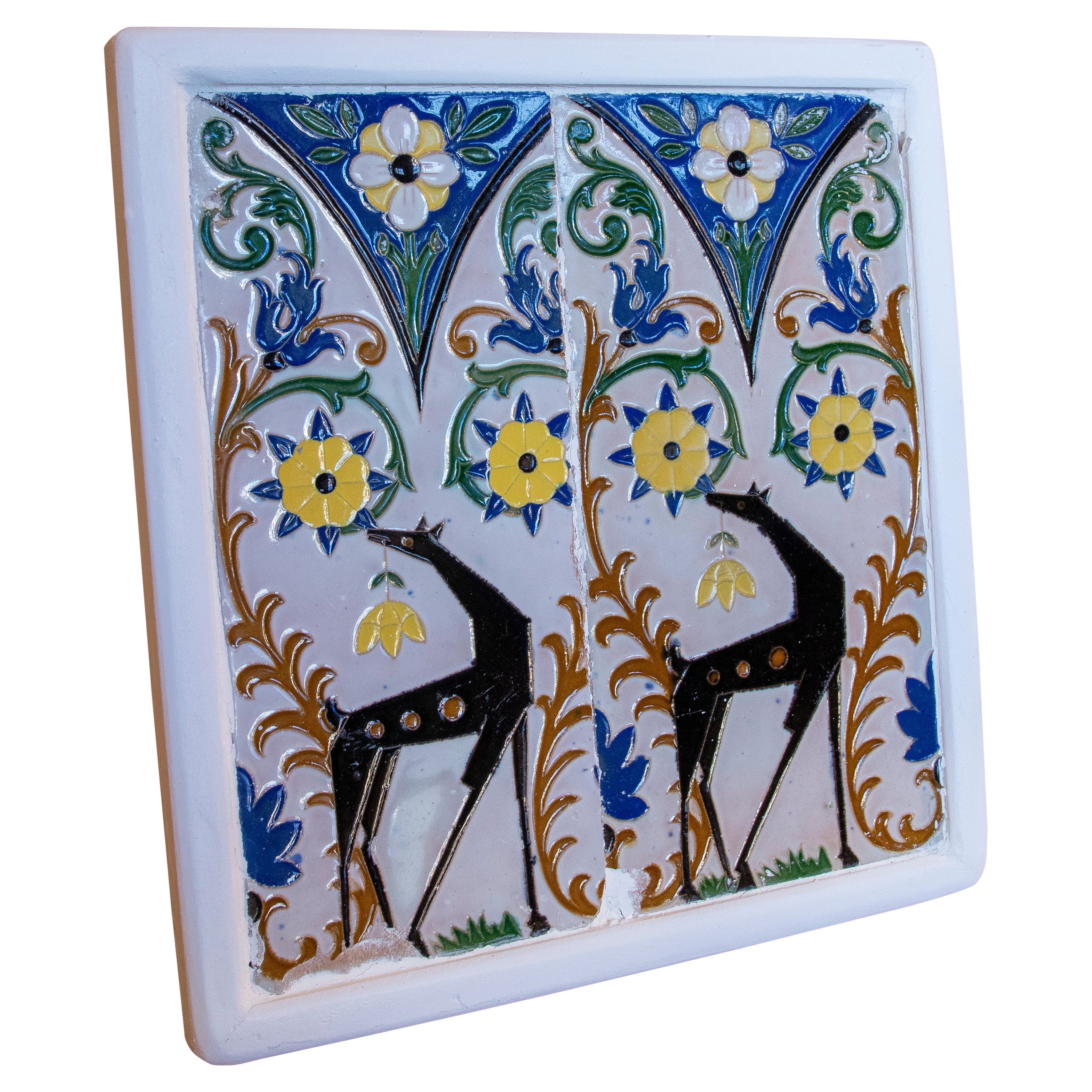 Carreau décoratif espagnol des années 1950 encadré dans du bois de différentes couleurs