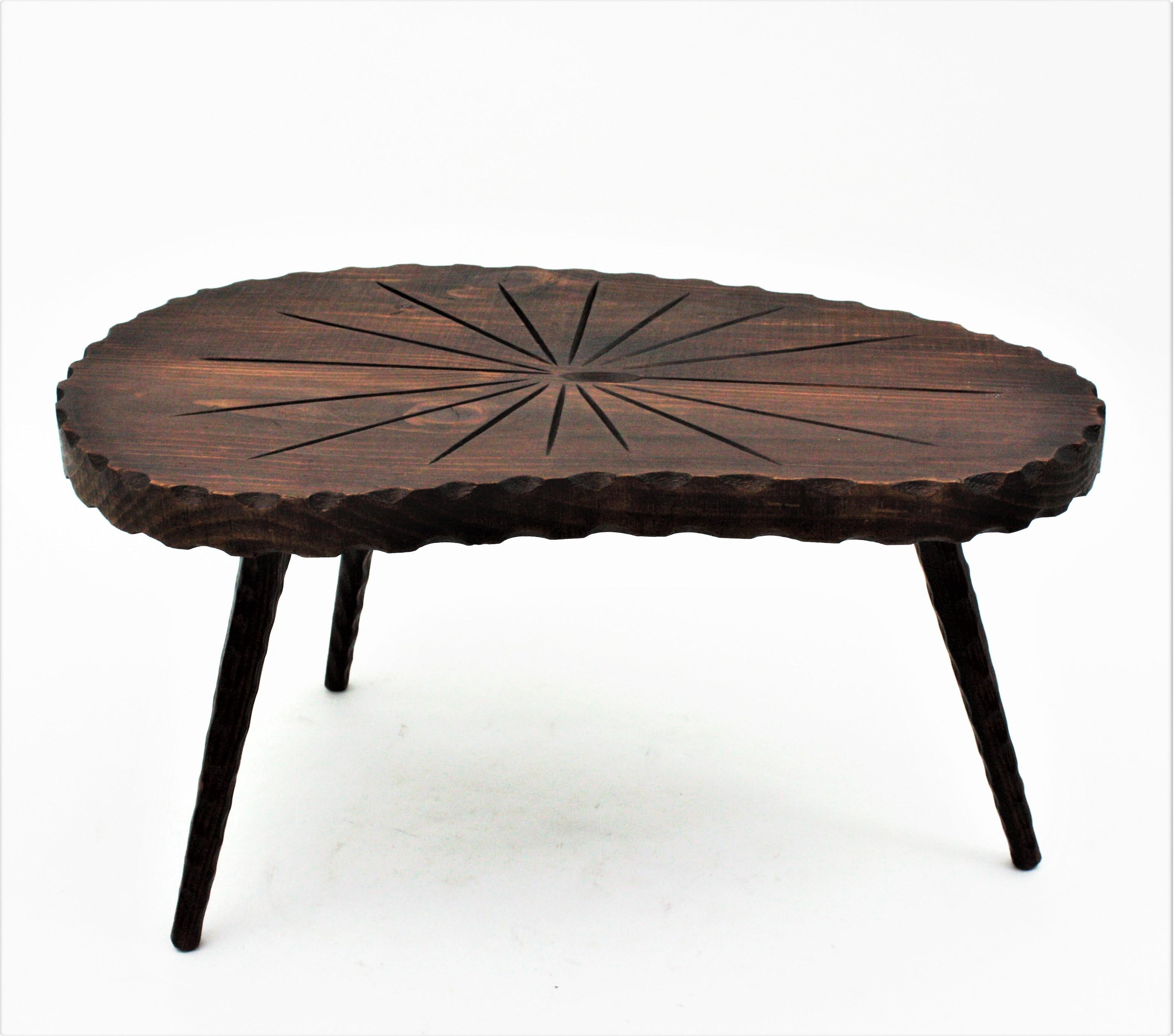 Hand-Carved 1950s Spanish Kidney Coffee Table in Carved Wood For Sale