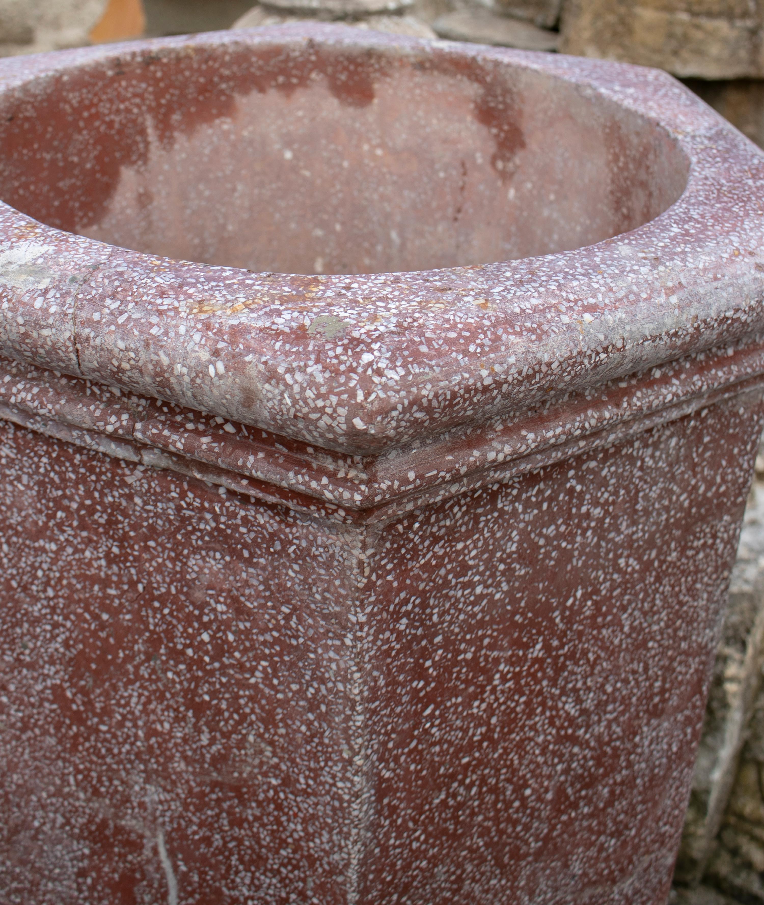 1950s Spanish Red Reconstituted Stone Wellhead For Sale 2