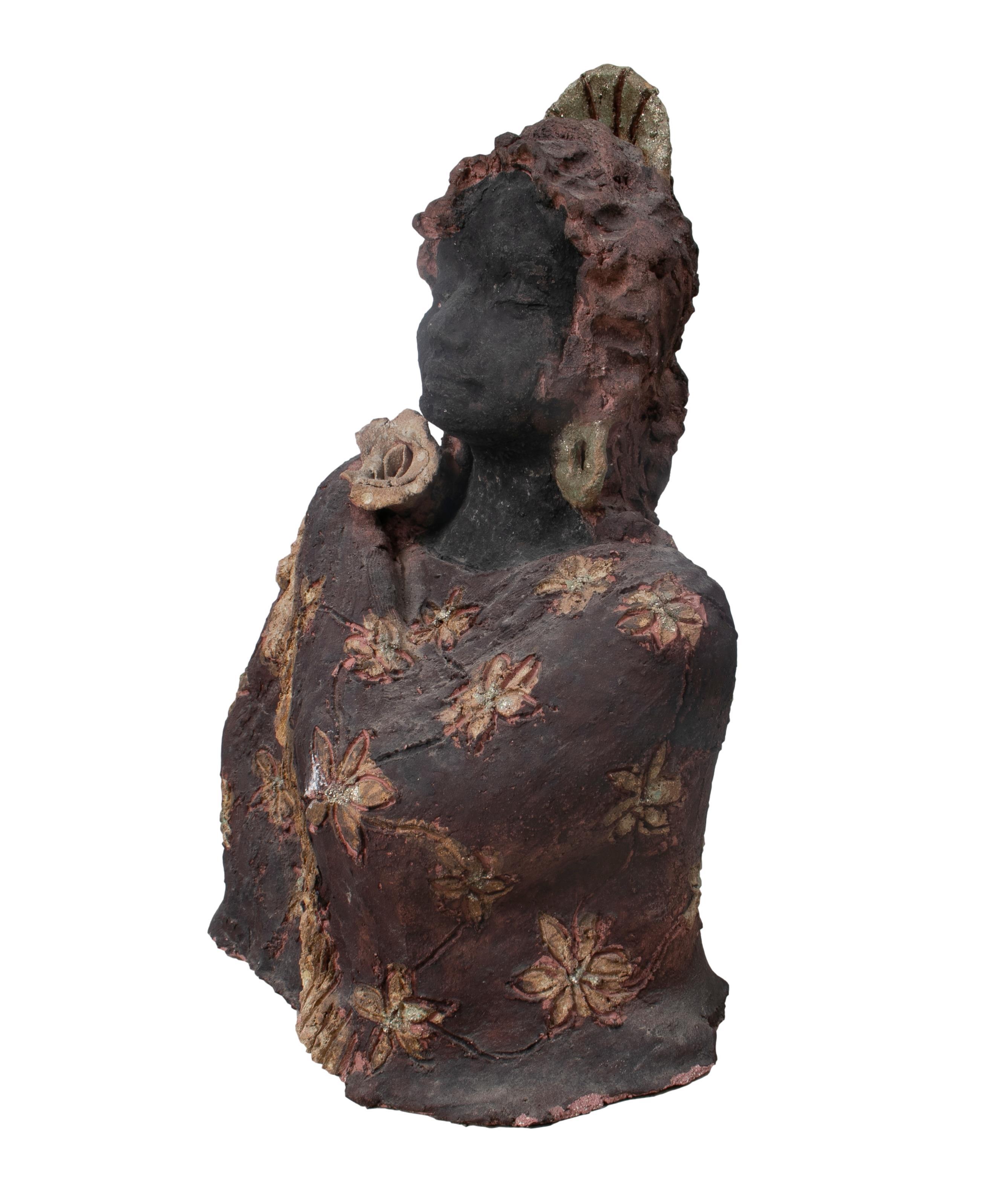 Busto español de terracota de mujer flamenca andaluza de los años 50.