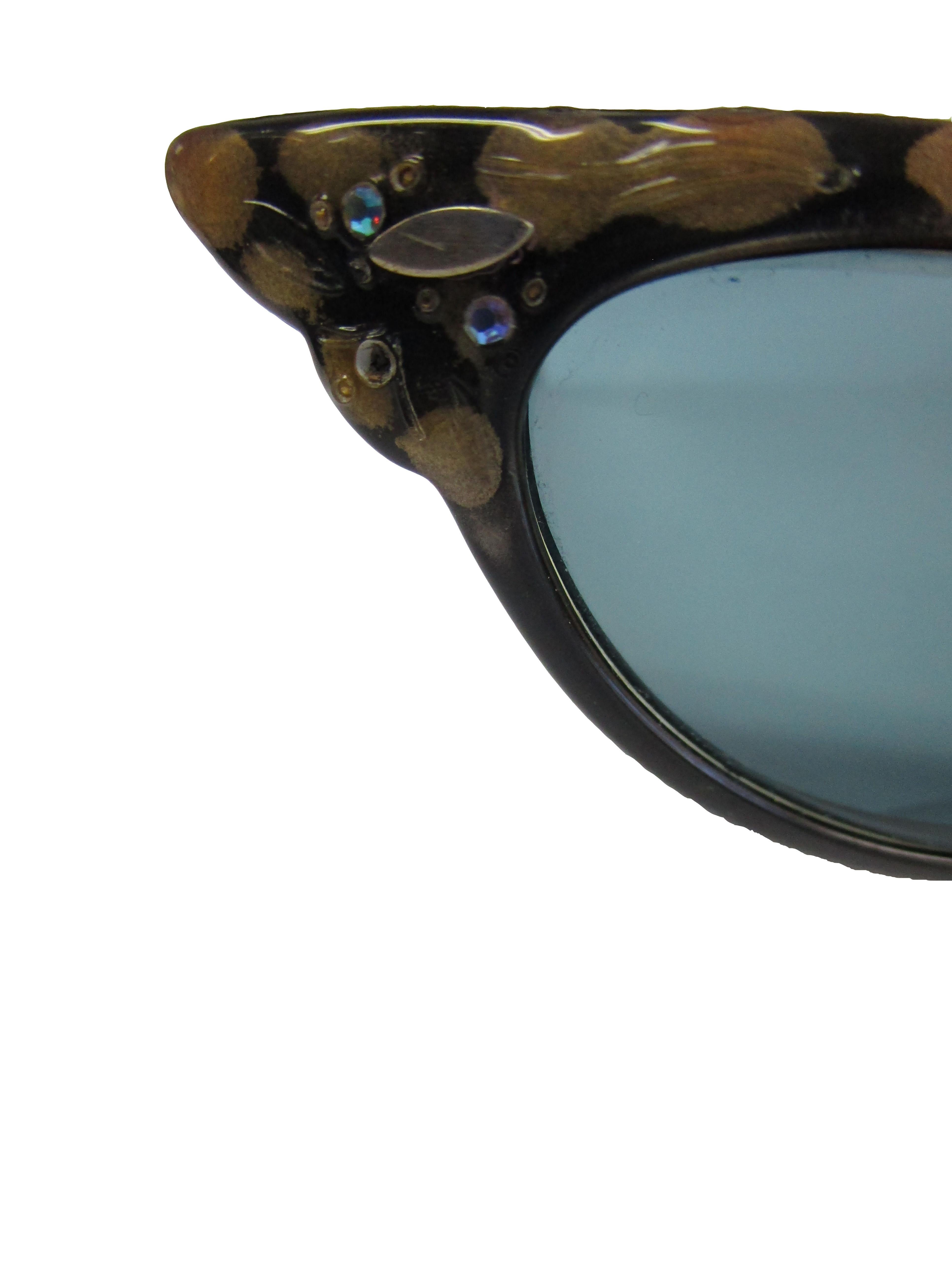Gray 1950s Spotted and Jeweled Cat Eye Sunglasses   For Sale