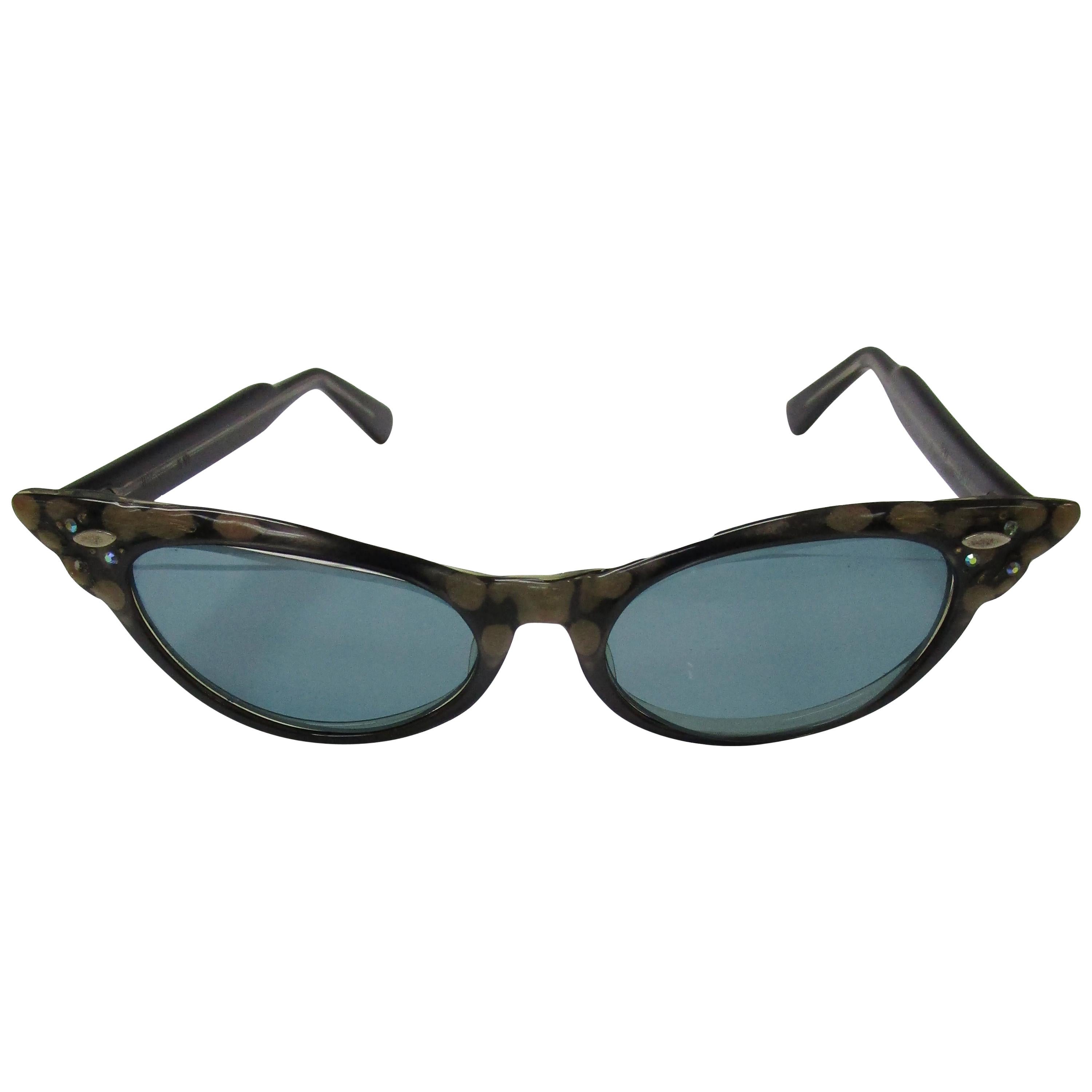 1950s Spotted and Jeweled Cat Eye Sunglasses   For Sale