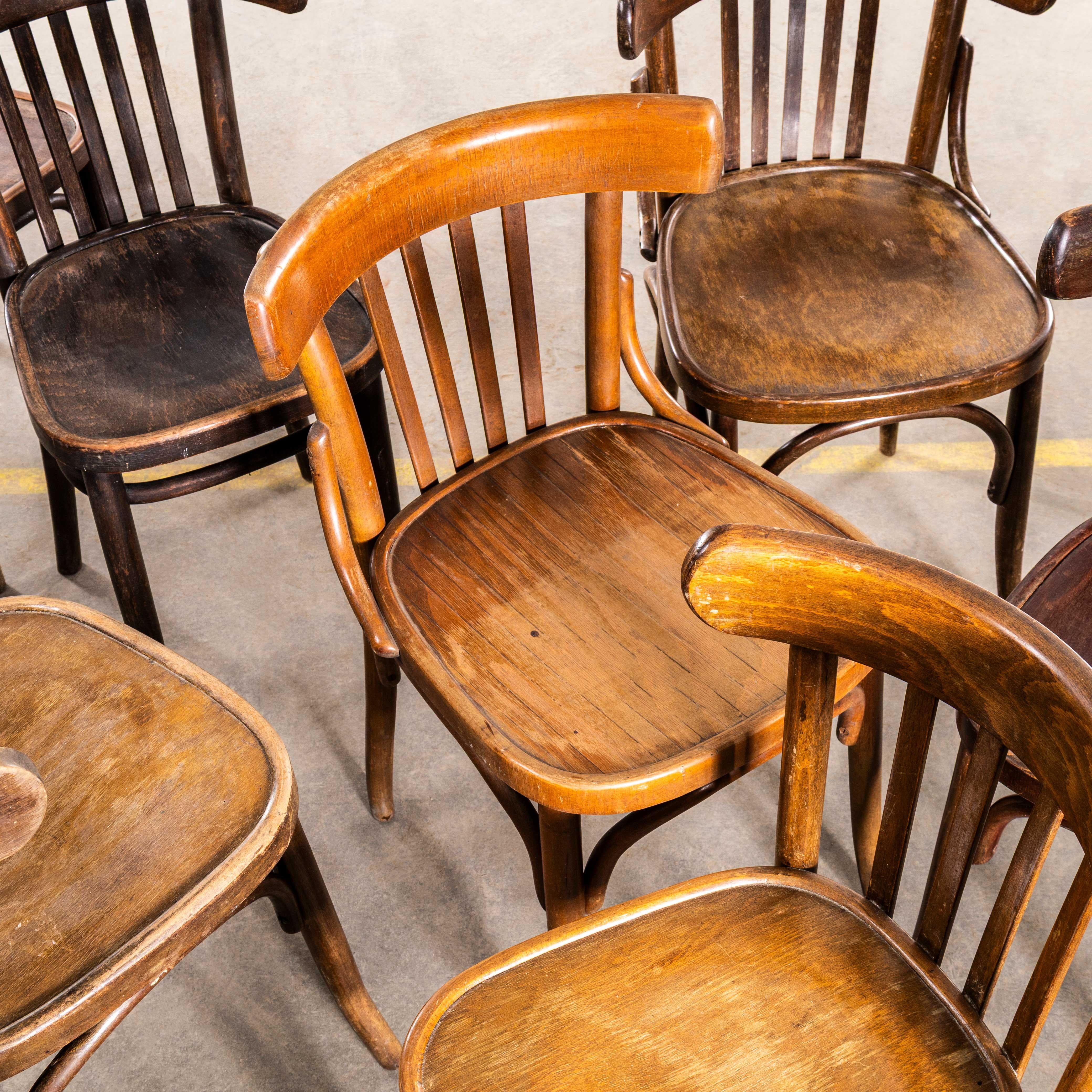 1950's Standard Klassisch Bistro Gemischte Esszimmerstühle (Buchenholz) im Angebot