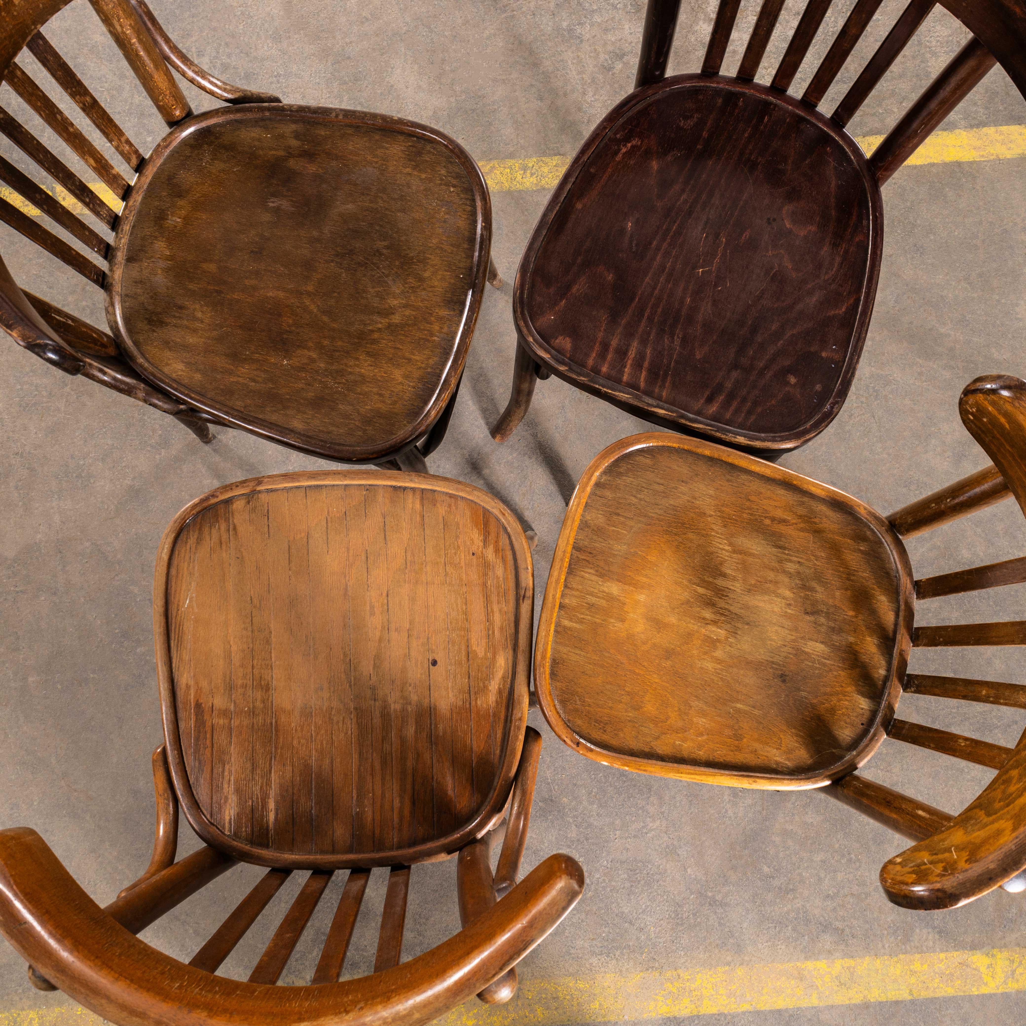 1950's Standard Klassisch Bistro Gemischte Esszimmerstühle im Angebot 2