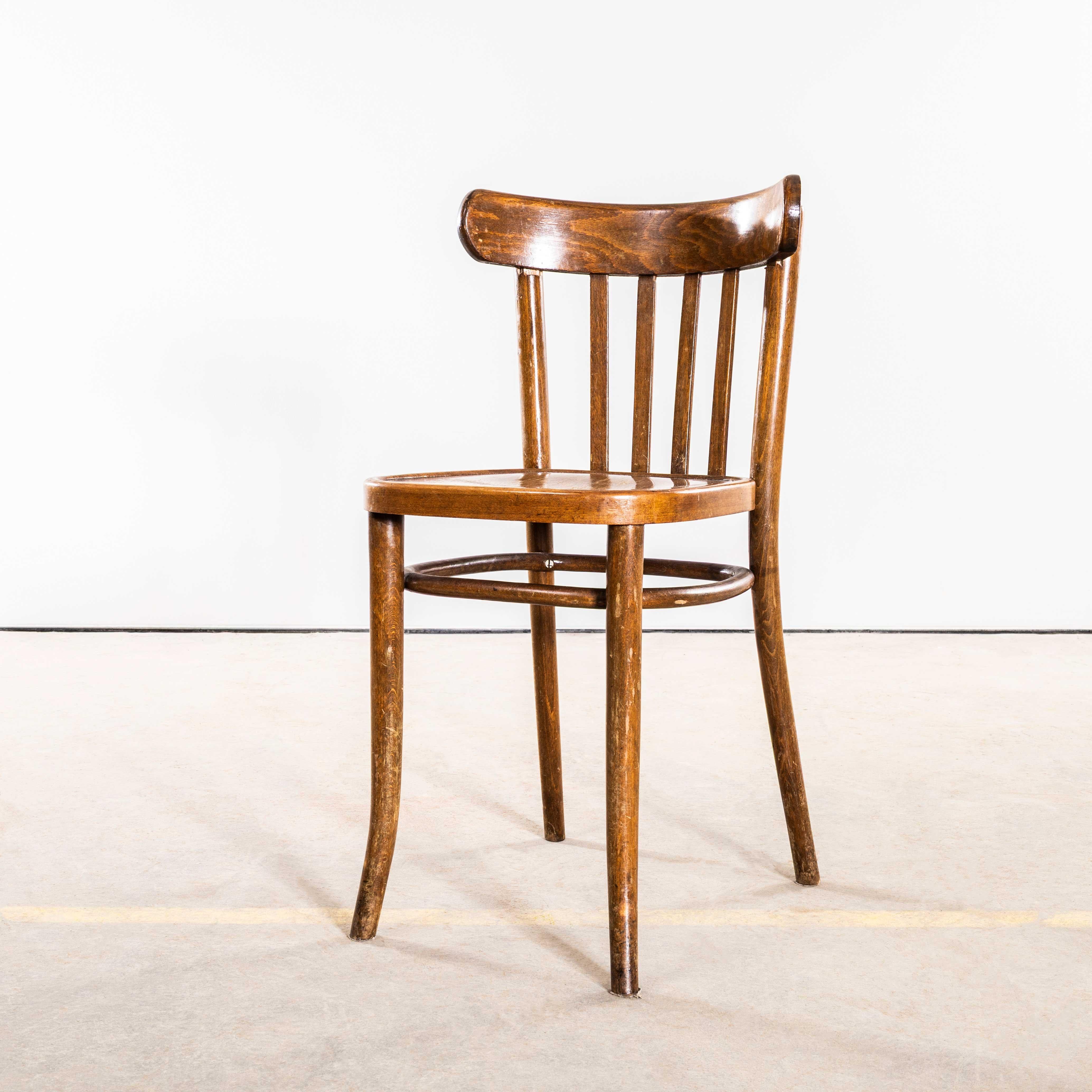 1950's Standard Klassisch Bistro Gemischte Esszimmerstühle im Angebot 4