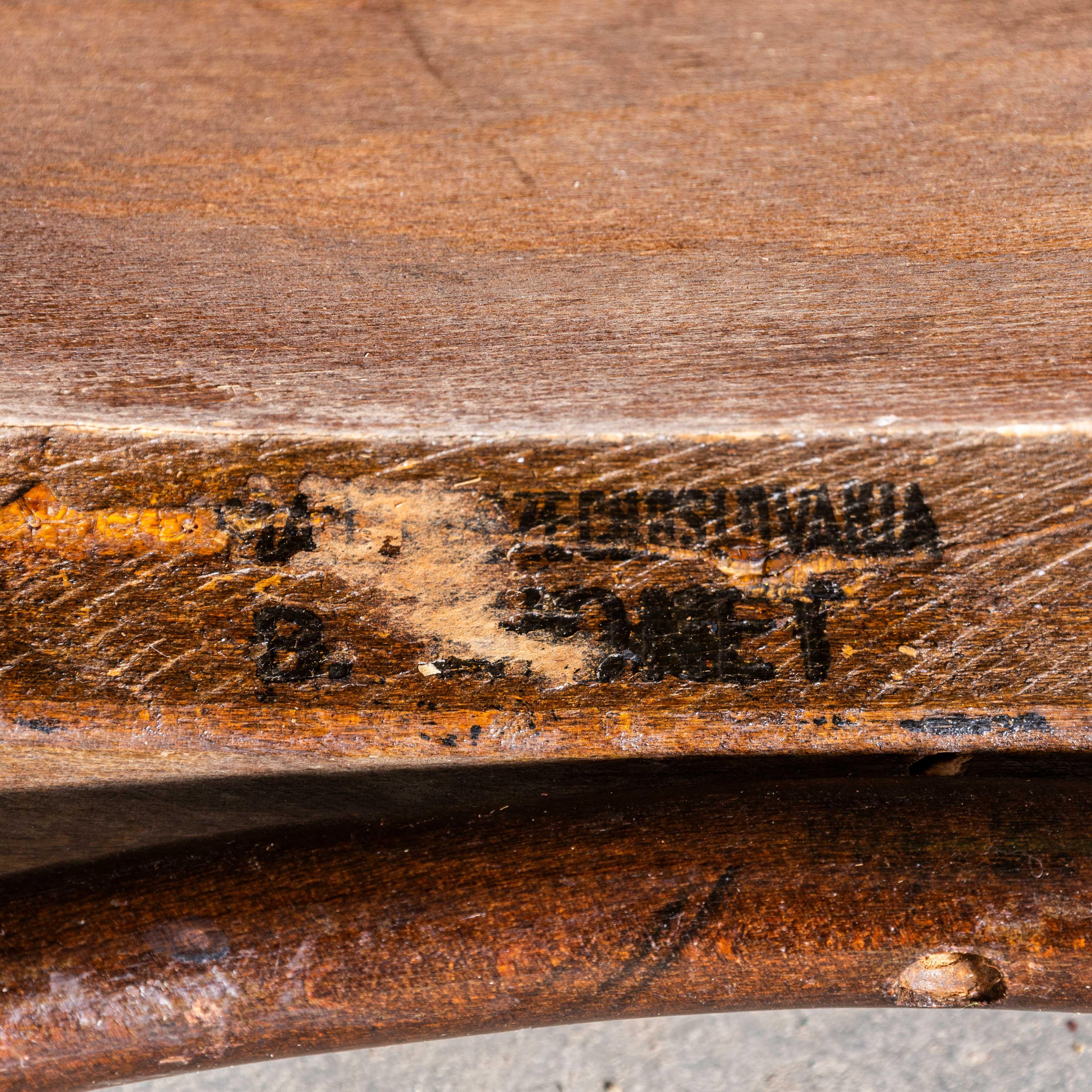 1950's Standard Classic Dark Oak Bistro Esszimmerstühle - flacher Sitz im Angebot 5