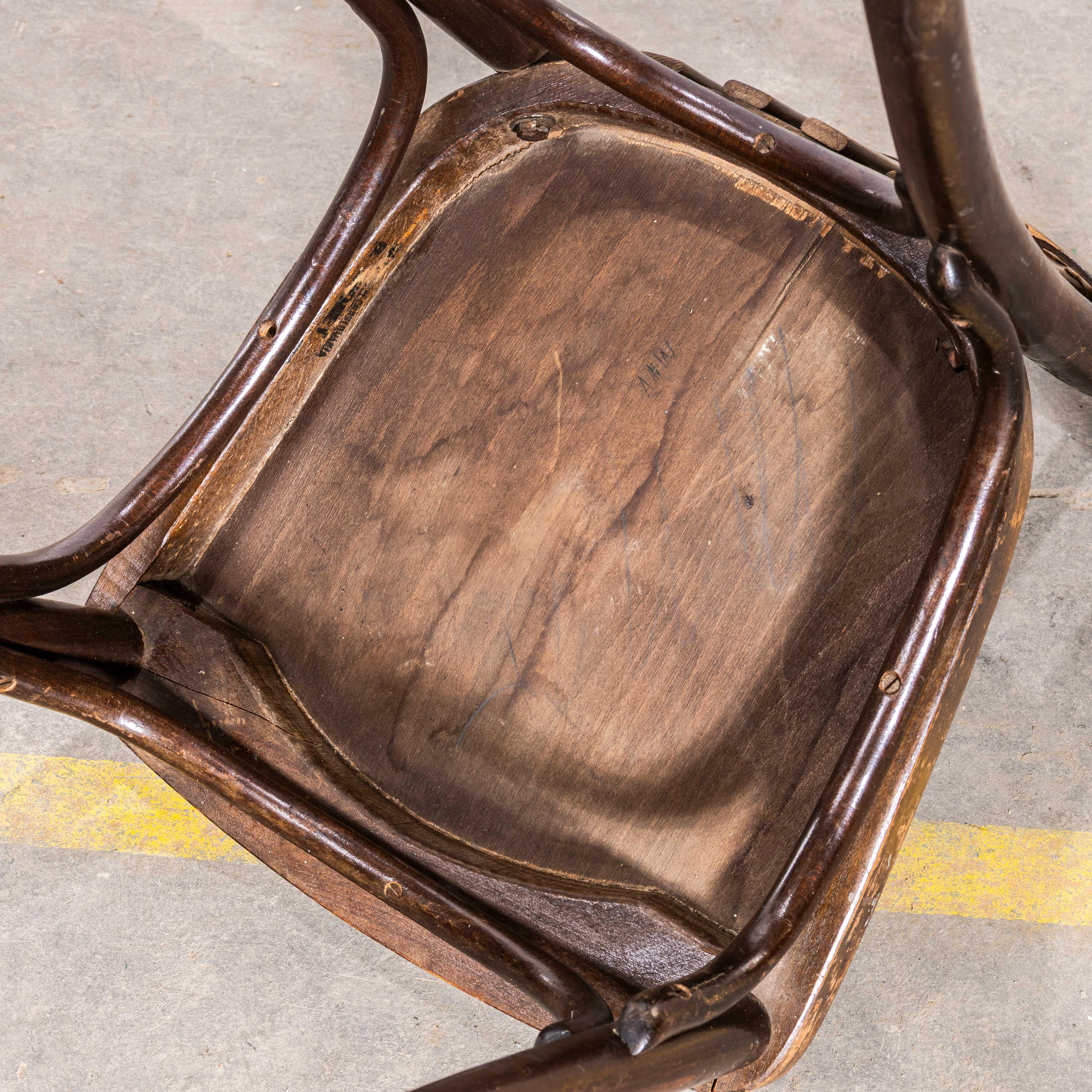 1950's Standard Classic Dark Oak Bistro Esszimmerstühle - flacher Sitz im Angebot 6