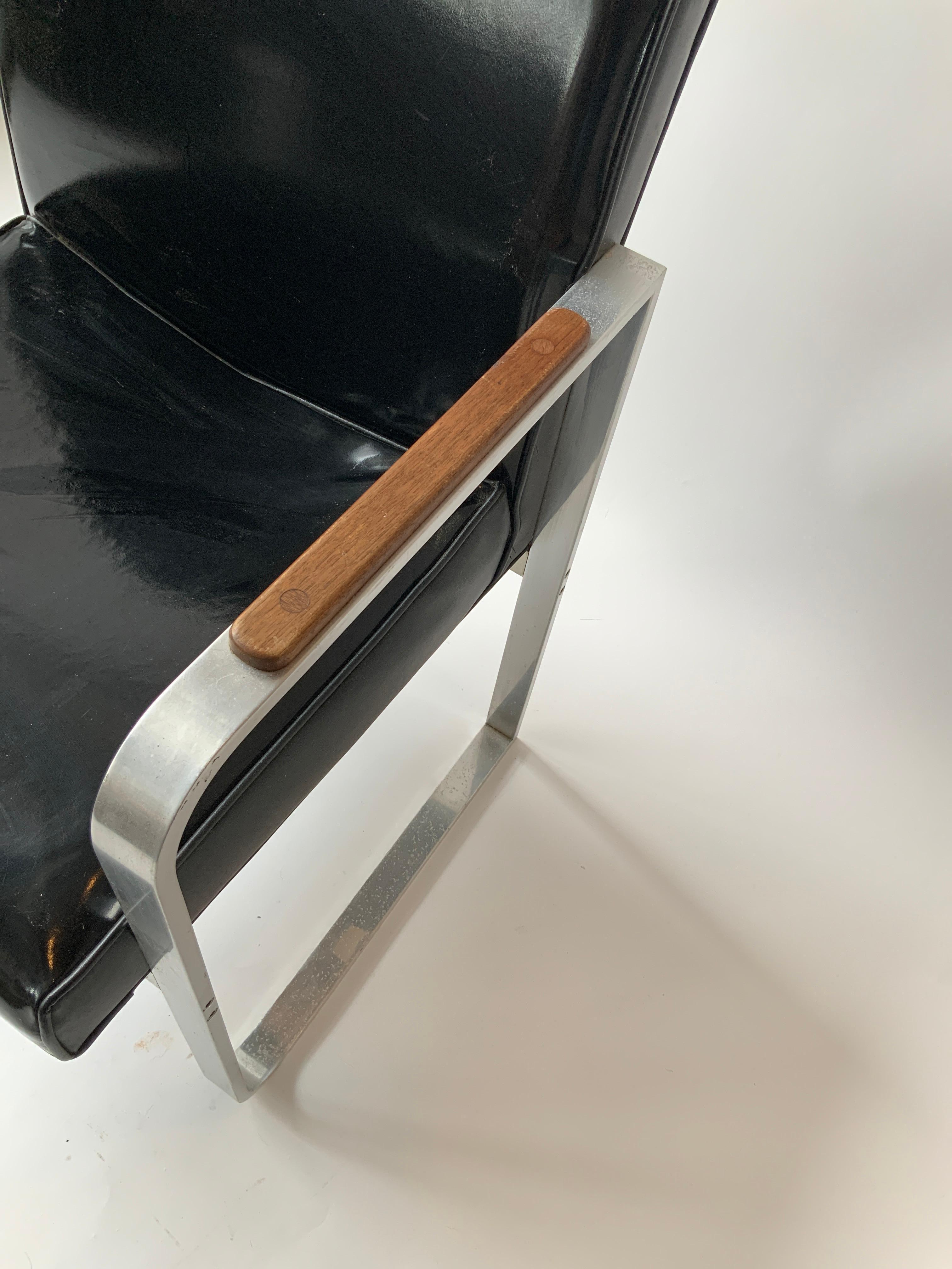 Sillón de acero de los años 50 en venta 1