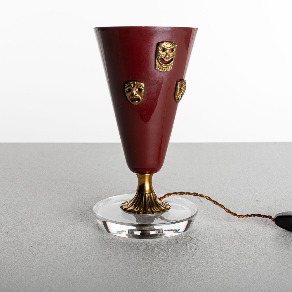 Lámpara de mesa con máscara de acero, latón y cristal de los años 50 al estilo de Gio Ponti siglo XX en venta