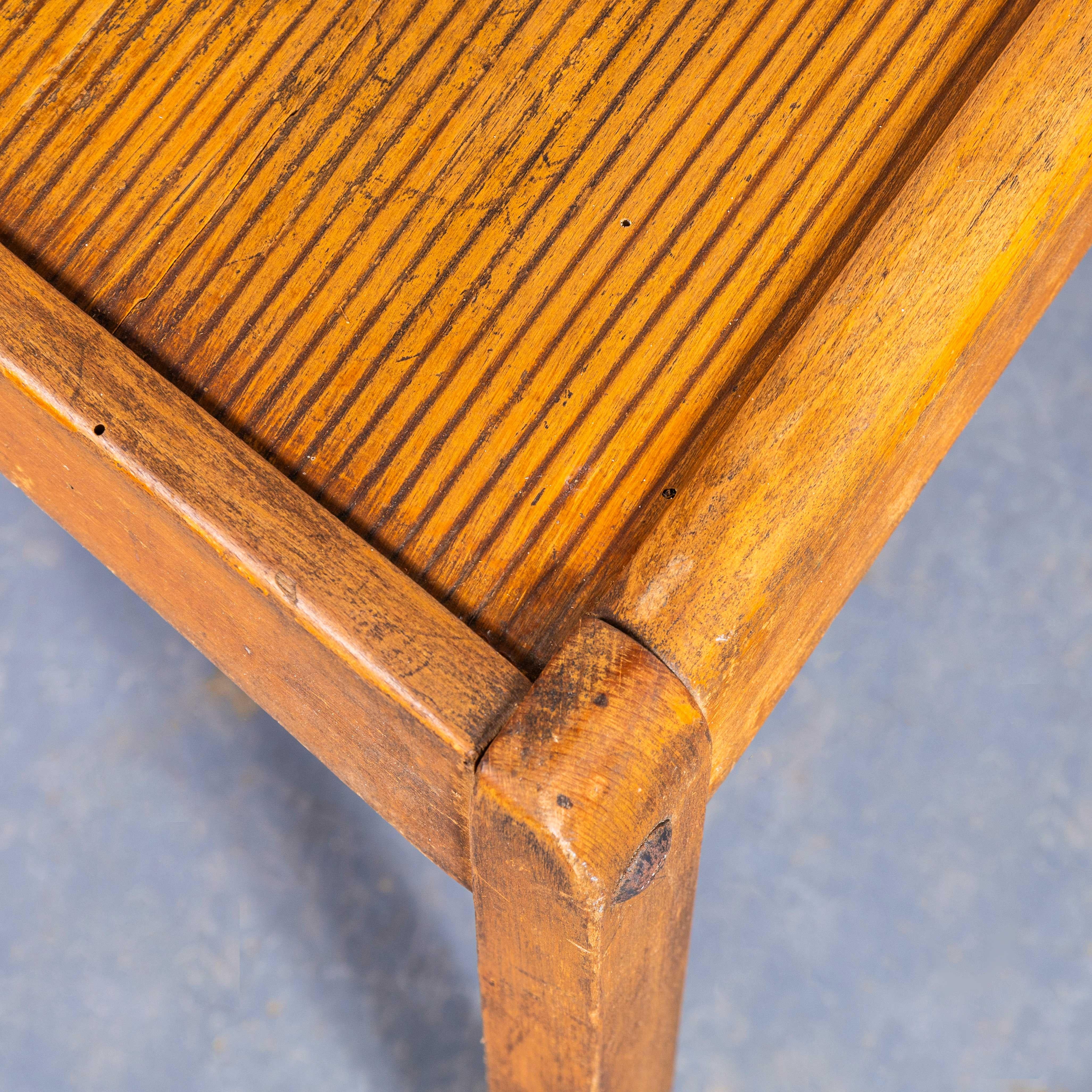 1950's Stella Ribbed Angular Seat Dining Chairs - Kleinserie verfügbar im Angebot 2