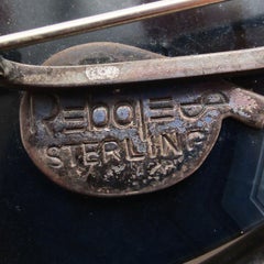 Pendentif à épingle en argent sterling et agate signé Rebajes des années 1950