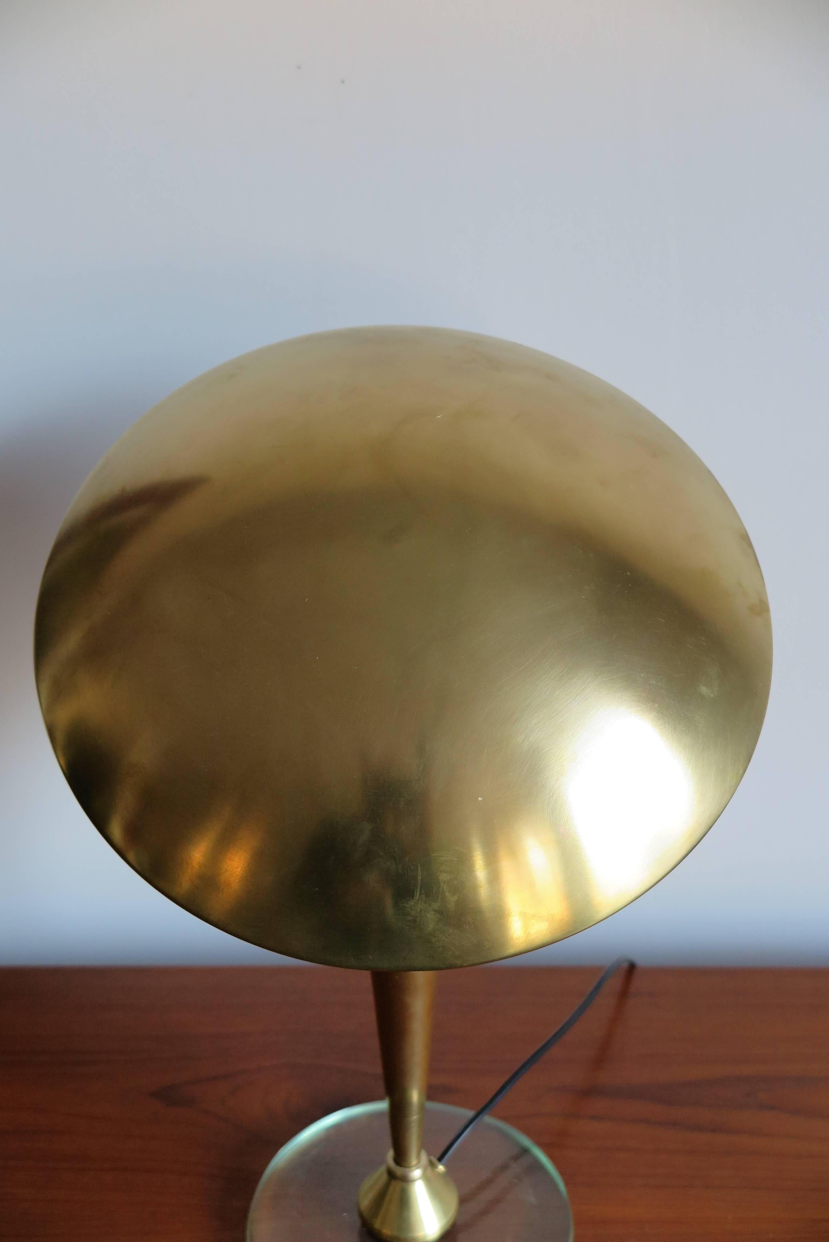 Mid-20th Century 1950s Stilnovo Attributed Mid-Century Modern Brass and Glass Table Lamp