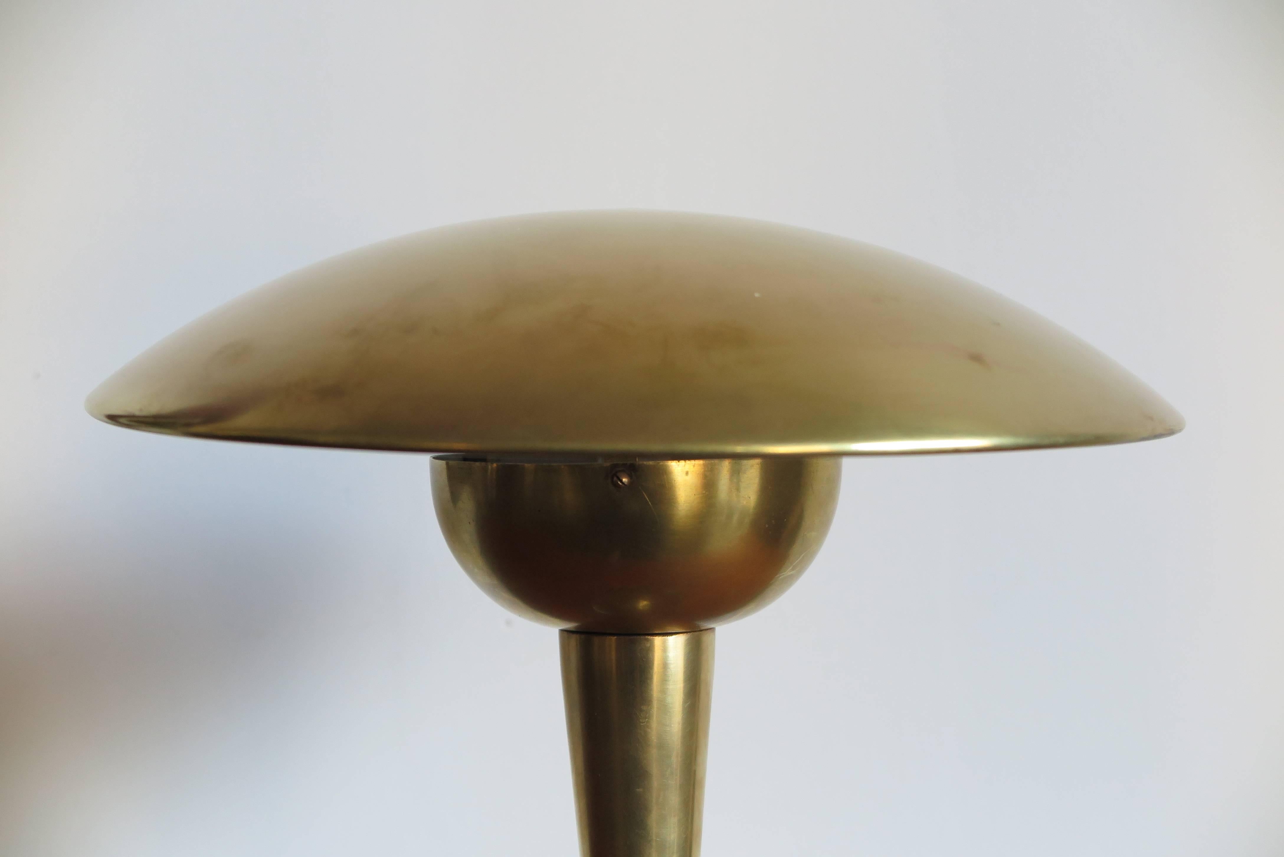 1950s Stilnovo Attributed Mid-Century Modern Brass and Glass Table Lamp 1