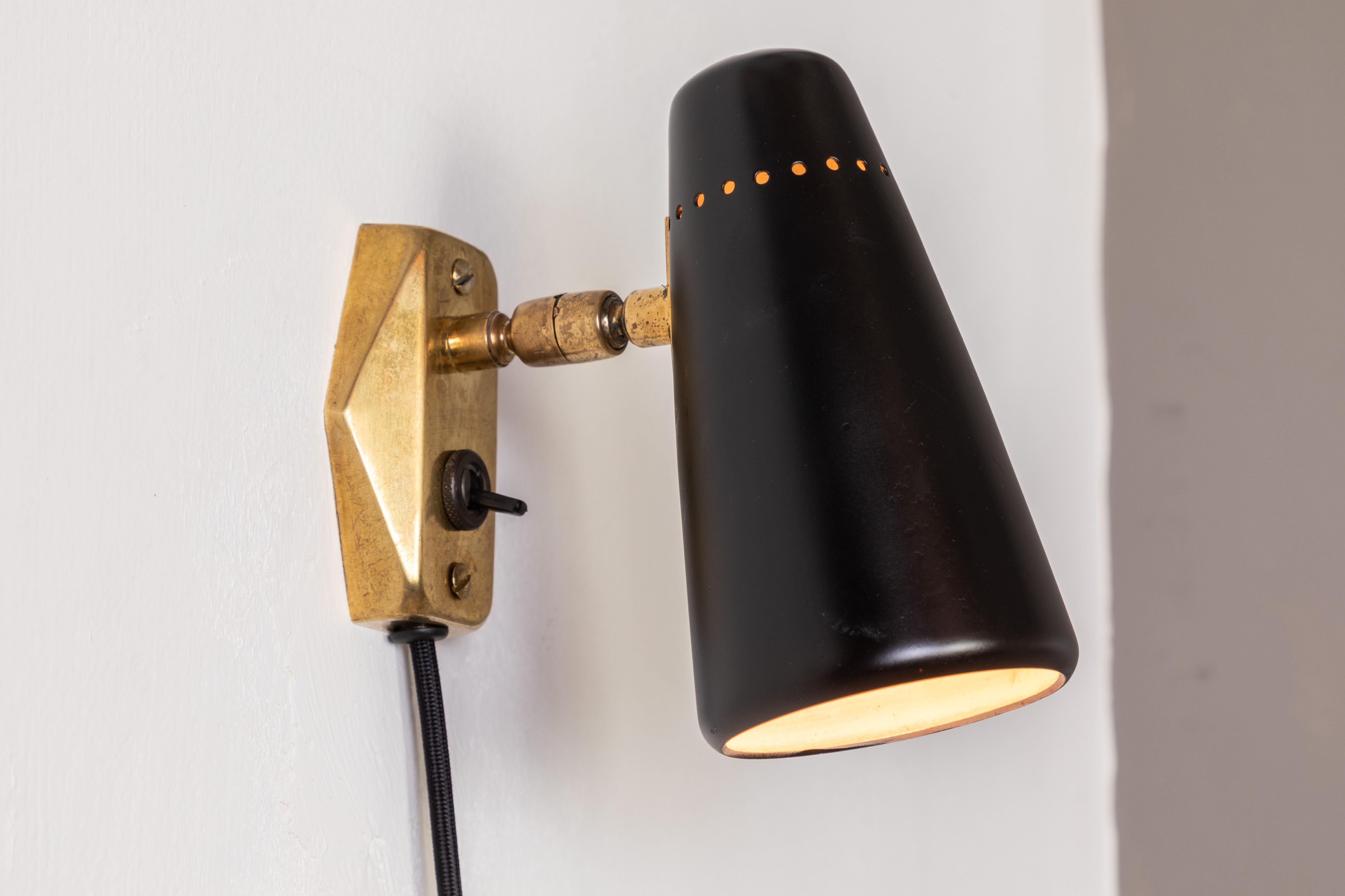 1950s Stilnovo Black and Brass Wall Lights In Good Condition In Glendale, CA