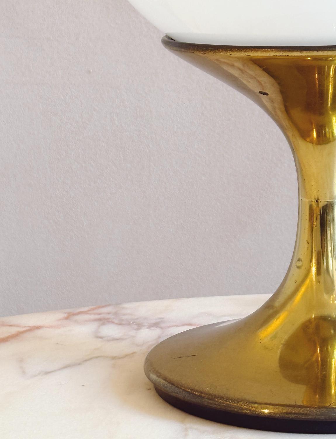 1950S Stilnovo lamp on brass stand In Good Condition In Florence, Tuscany