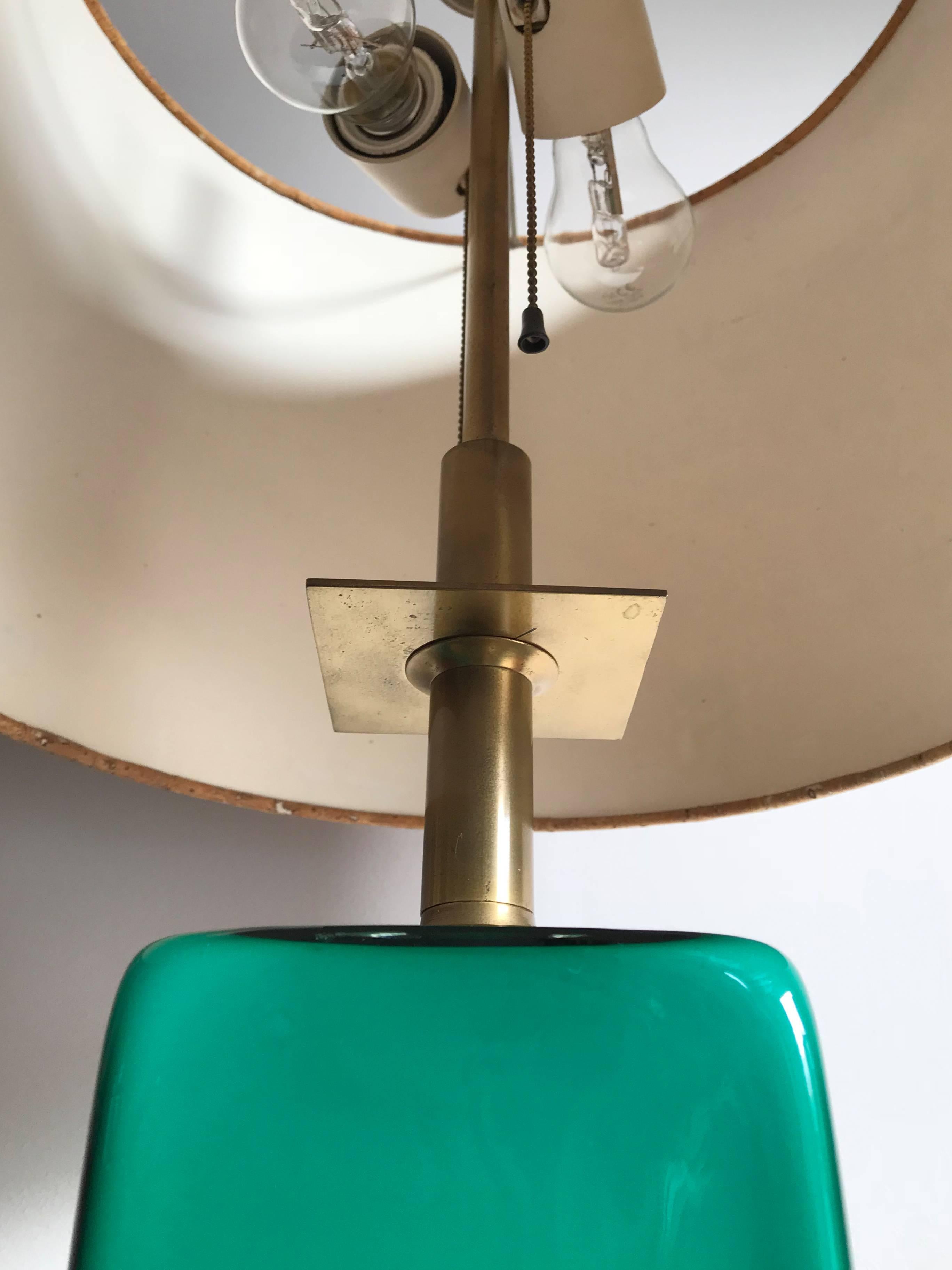Mid-20th Century 1950s Stilnovo Midcentury Modern Italian Glass and Brass Table Lamp Shade