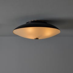 1950er Stilnovo Deckenleuchte aus Opalglas und schwarzem Metall