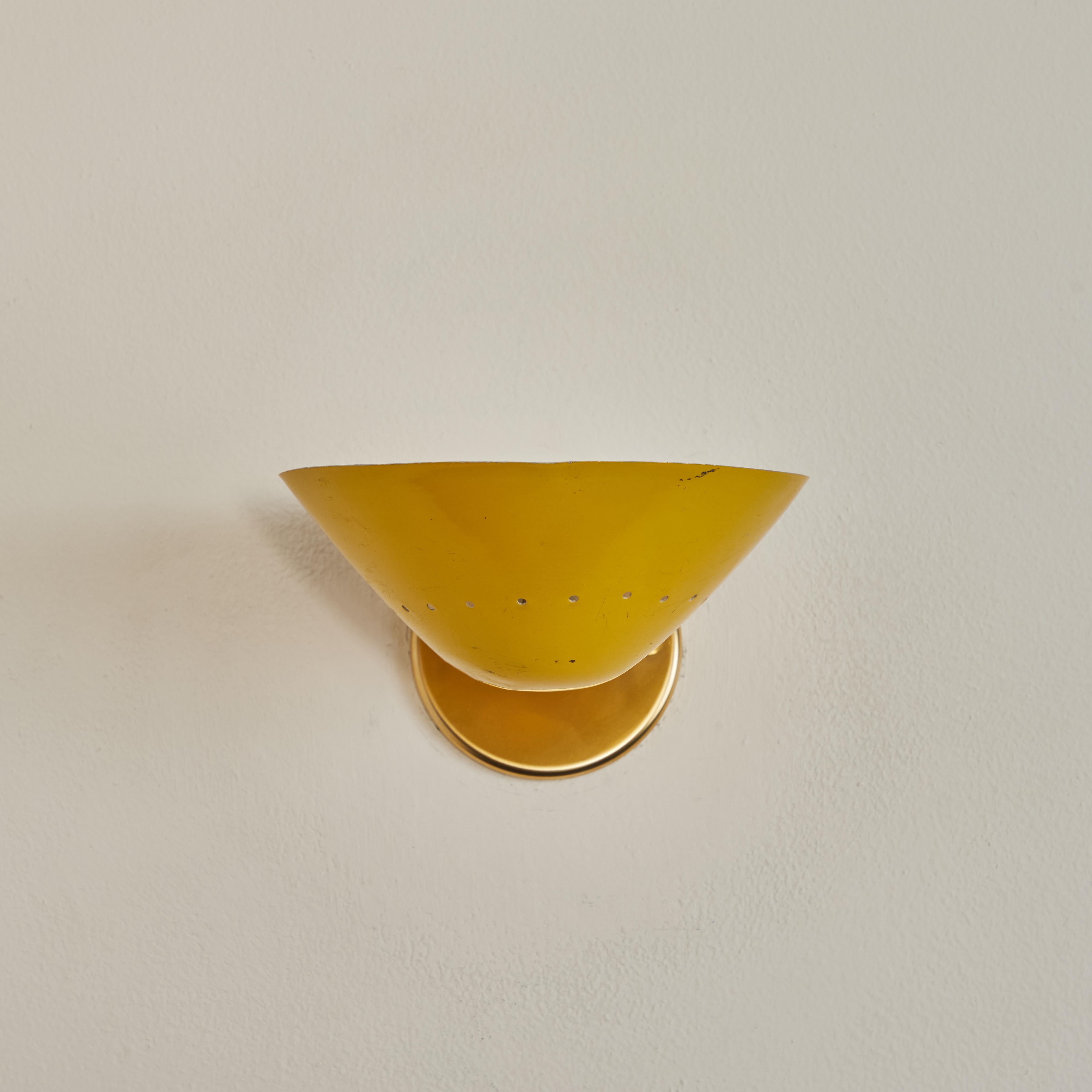 1950s Stilnovo Perforated Wall Sconce in Yellow In Good Condition In Glendale, CA