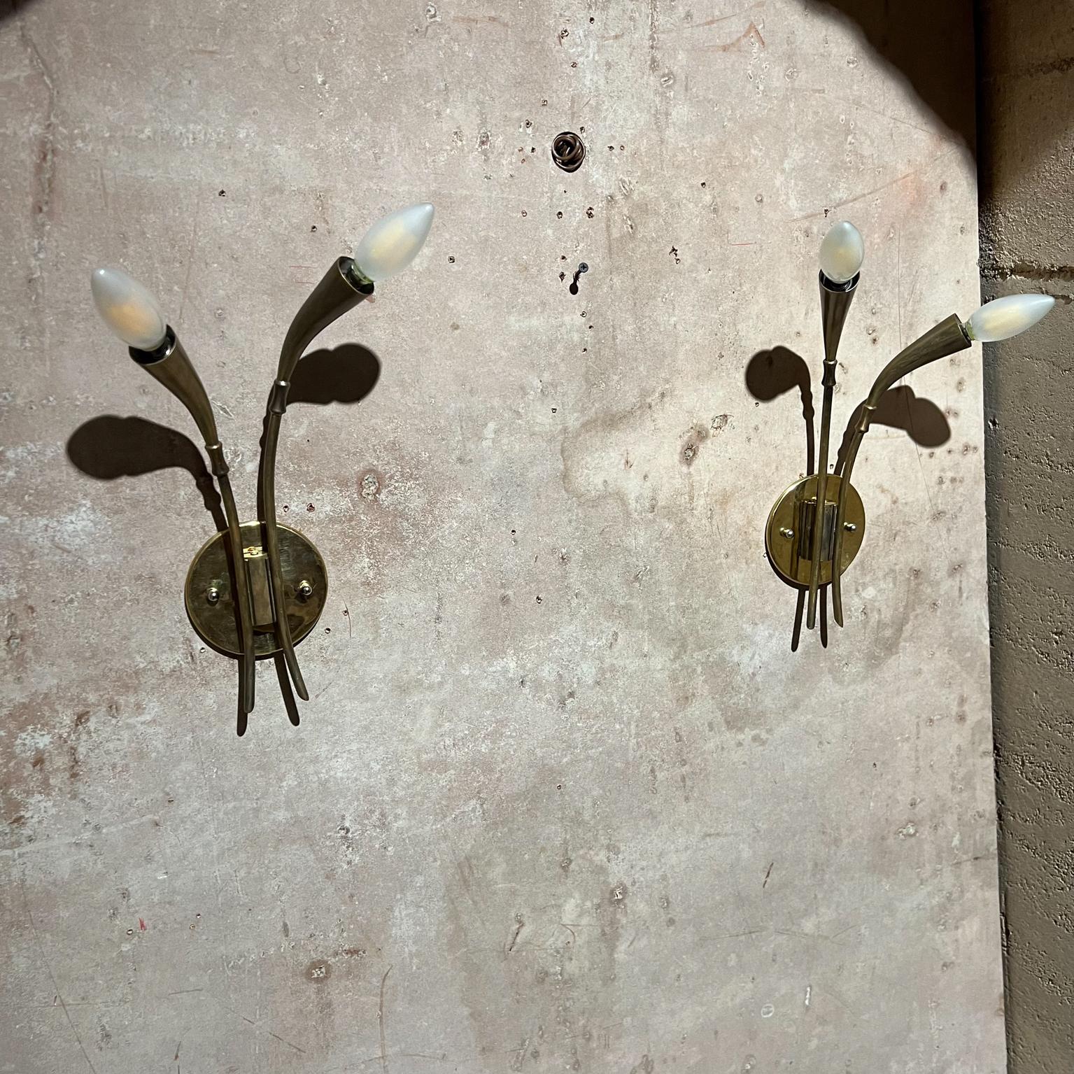 1950s Stilnovo Sculptural Italian Wall Sconces in Patinated Brass Italy 3