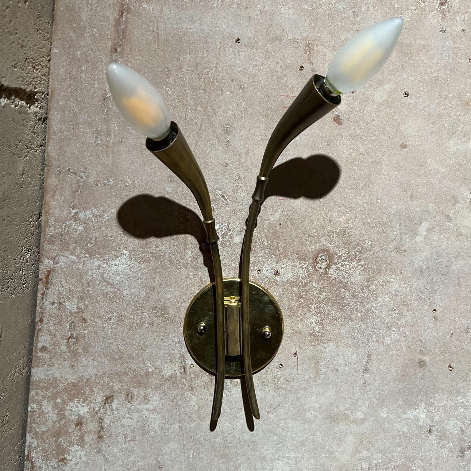 1950s Stilnovo Sculptural Italian Wall Sconces in Patinated Brass Italy 4