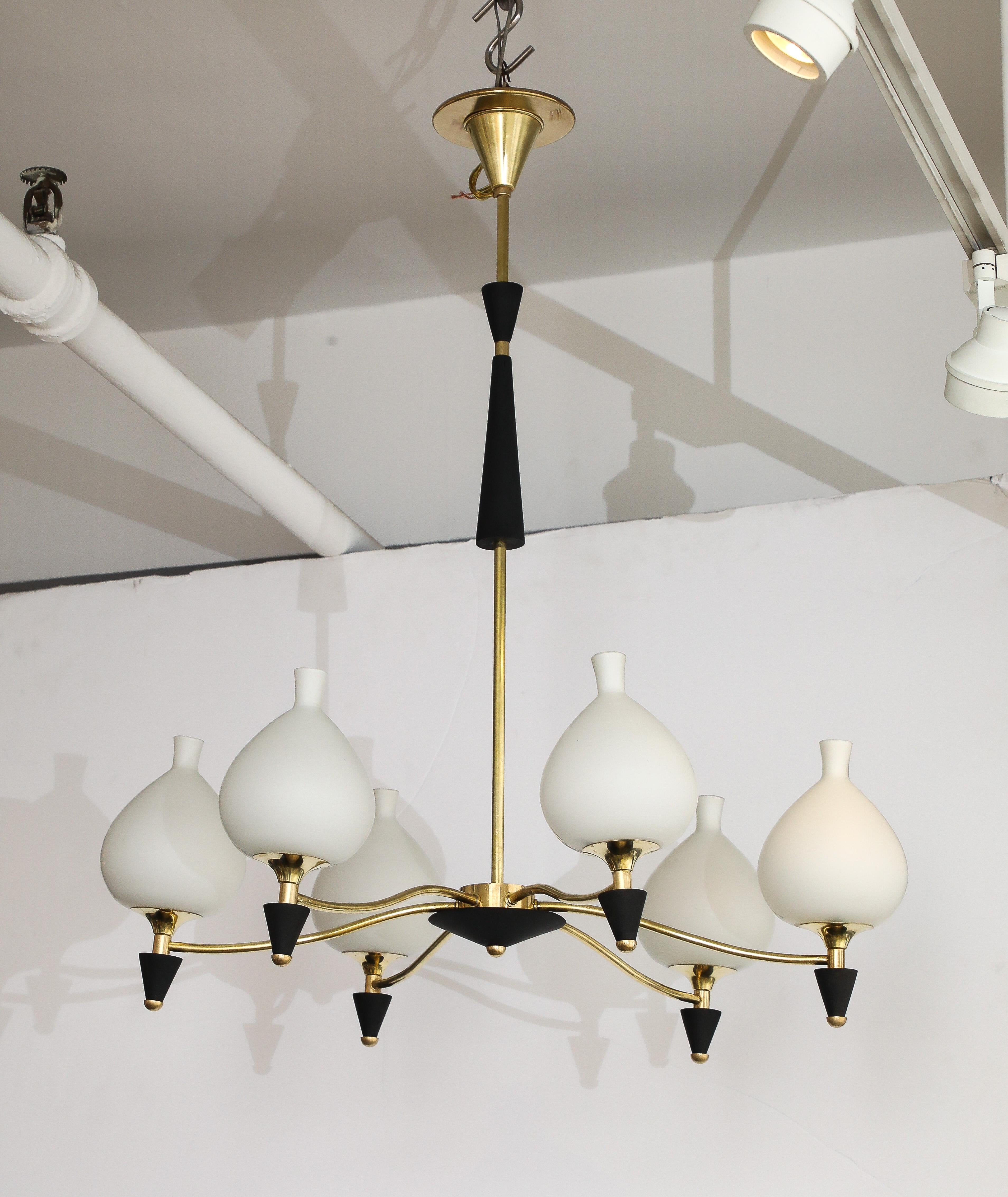 1950's Stilnovo Style Brass And Opaline Glass Italian Chandelier For Sale 2