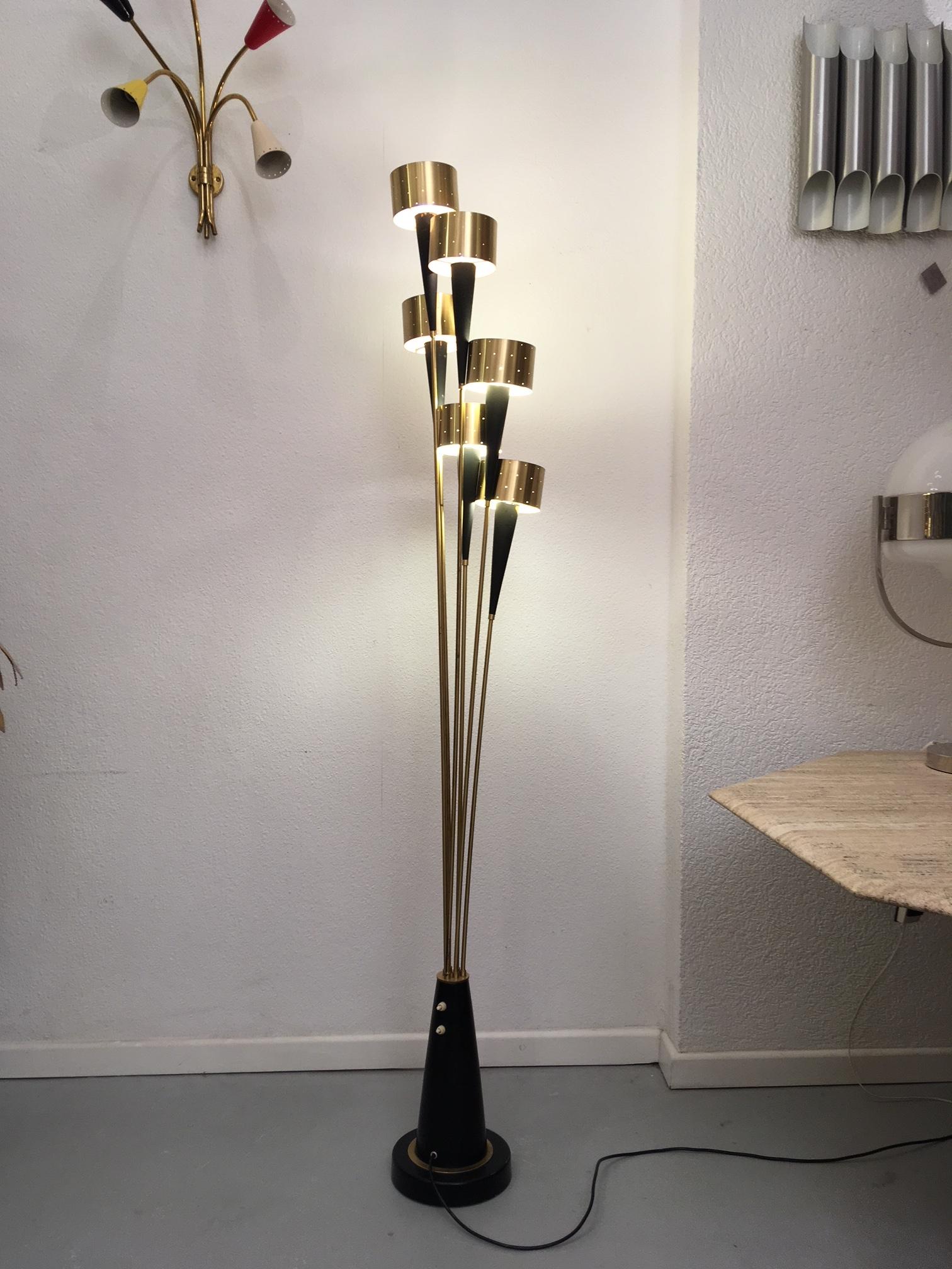1950s Stilnovo Style Floor Lamp In Good Condition In Geneva, CH