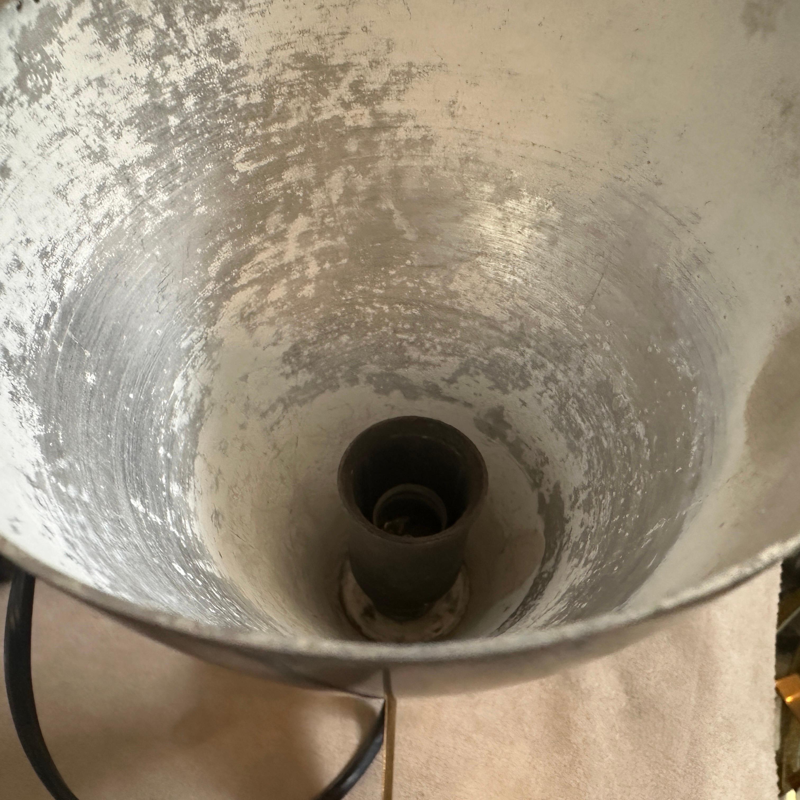 Italian 1950s Stilnovo Style Mid-Century Modern Black Aluminum Brass Sputnik Desk Lamp For Sale