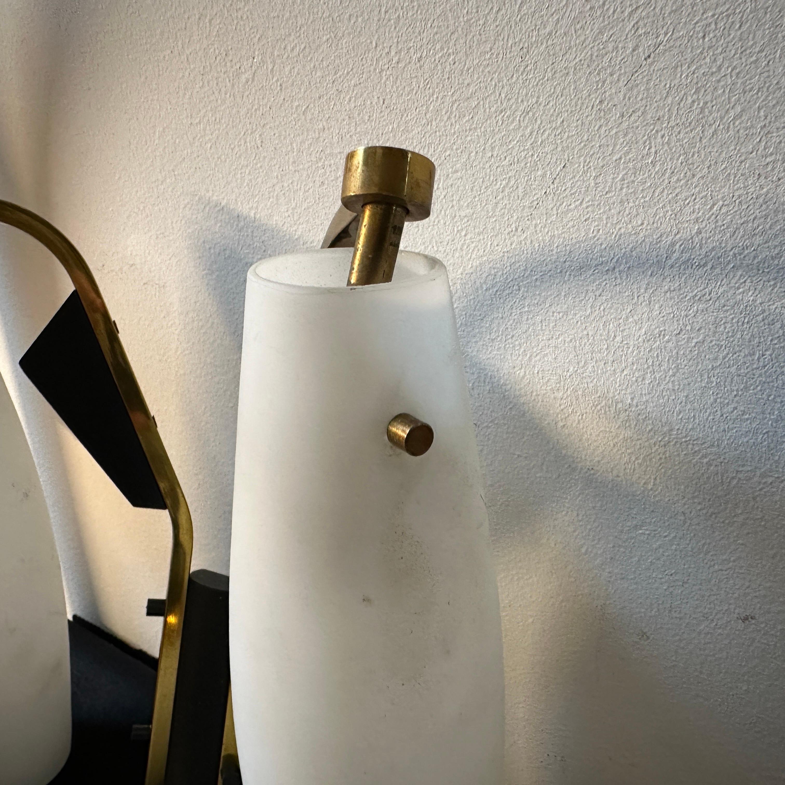1950s Stilnovo Style Mid-Century Modern Wood Brass and White Glass wall Sconces For Sale 4
