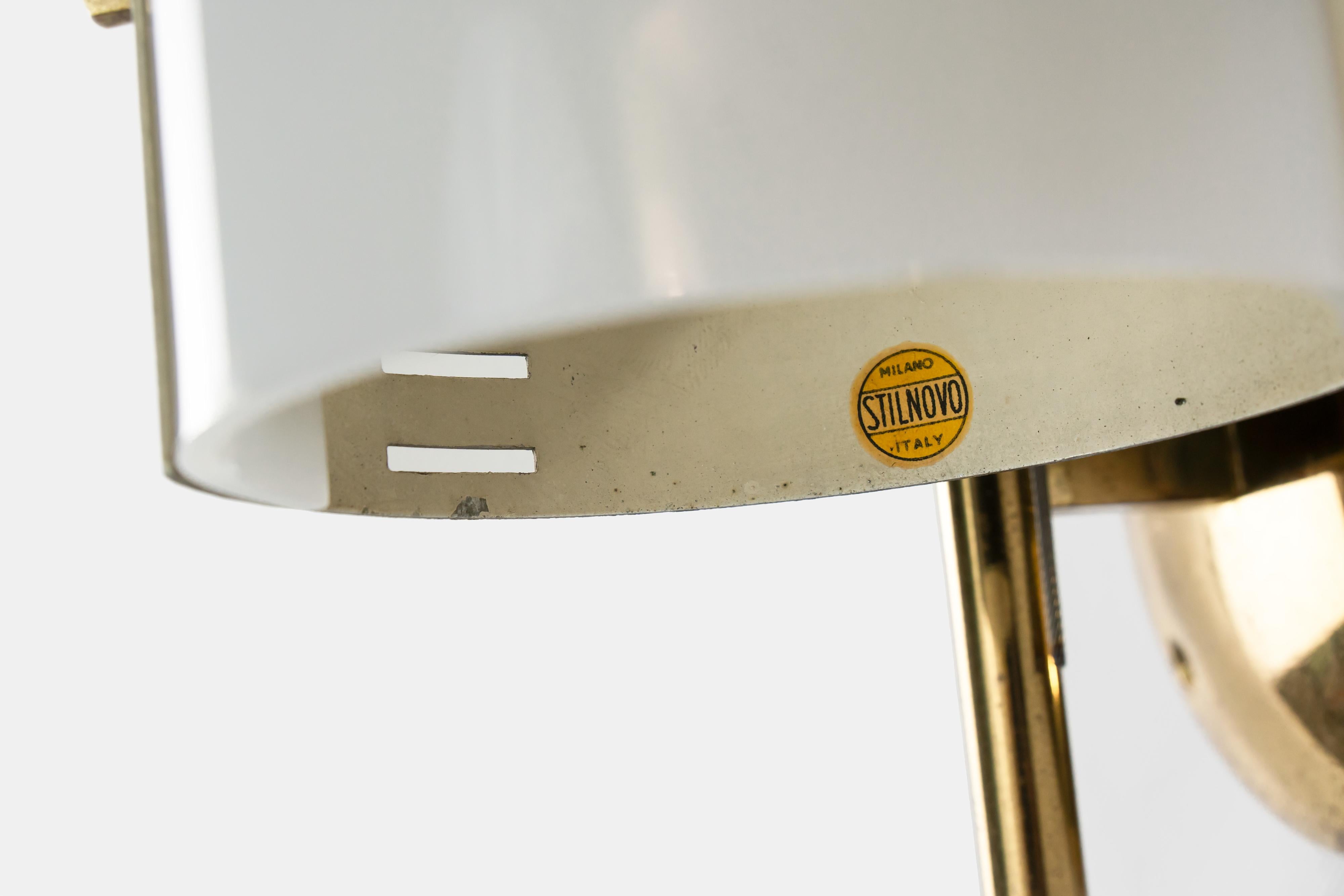 1950er Stilnovo Wandleuchten Appliques Schwarz Weiß Plexiglas Messing im Angebot 1