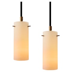 Colgante de cristal opalino y latón Stilux Milano de los años 50