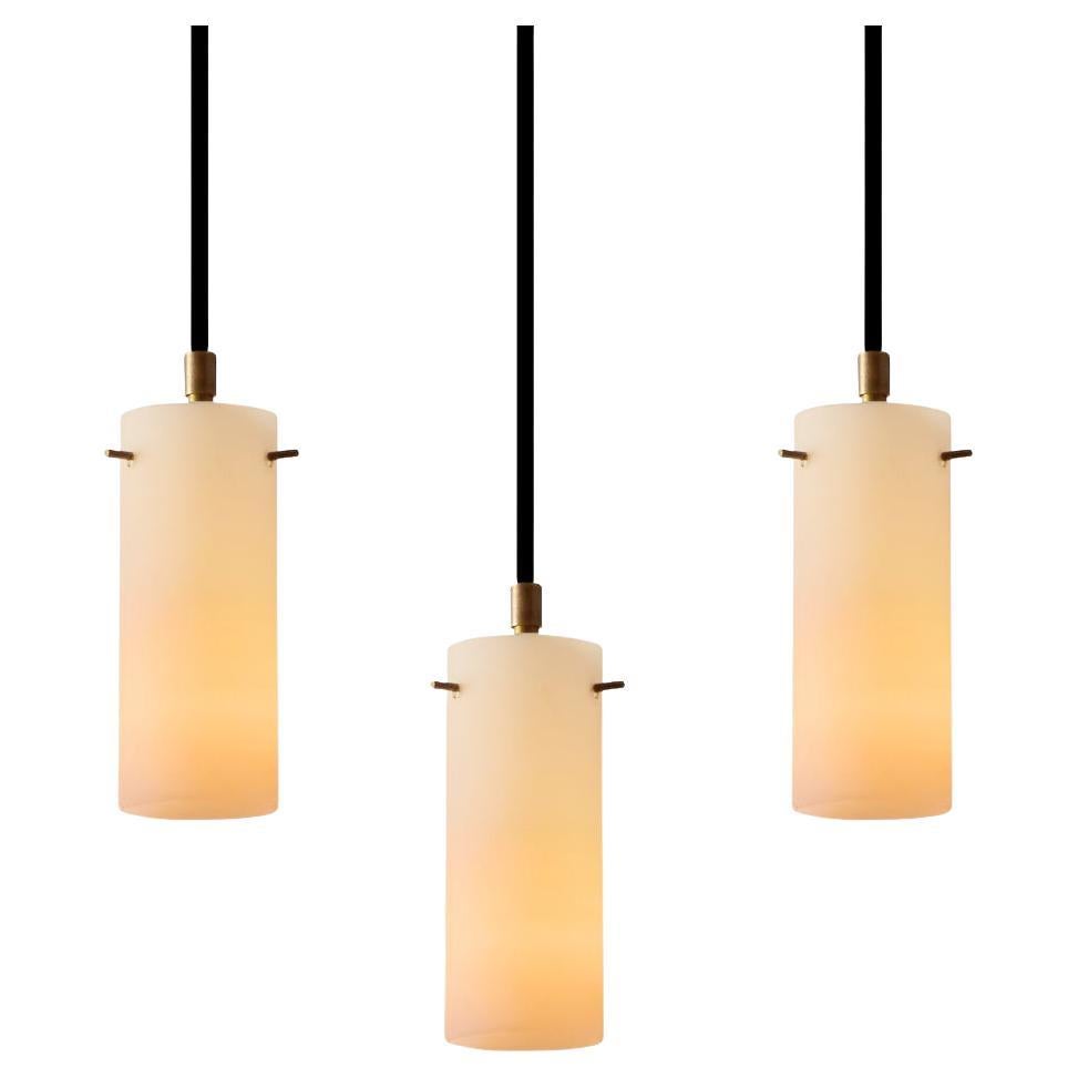 Ciondolo in vetro opalino e ottone Stilux Milano del 1950