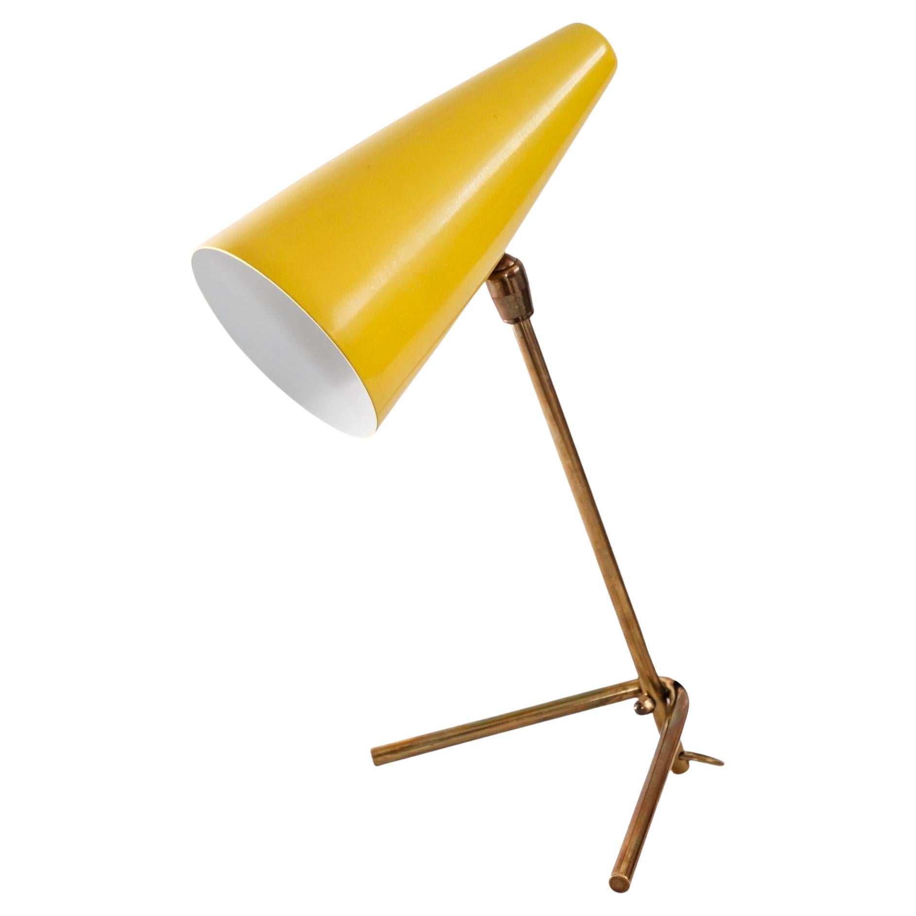 Gelbe konische Stilux Milano-Tischlampe, 1950er Jahre