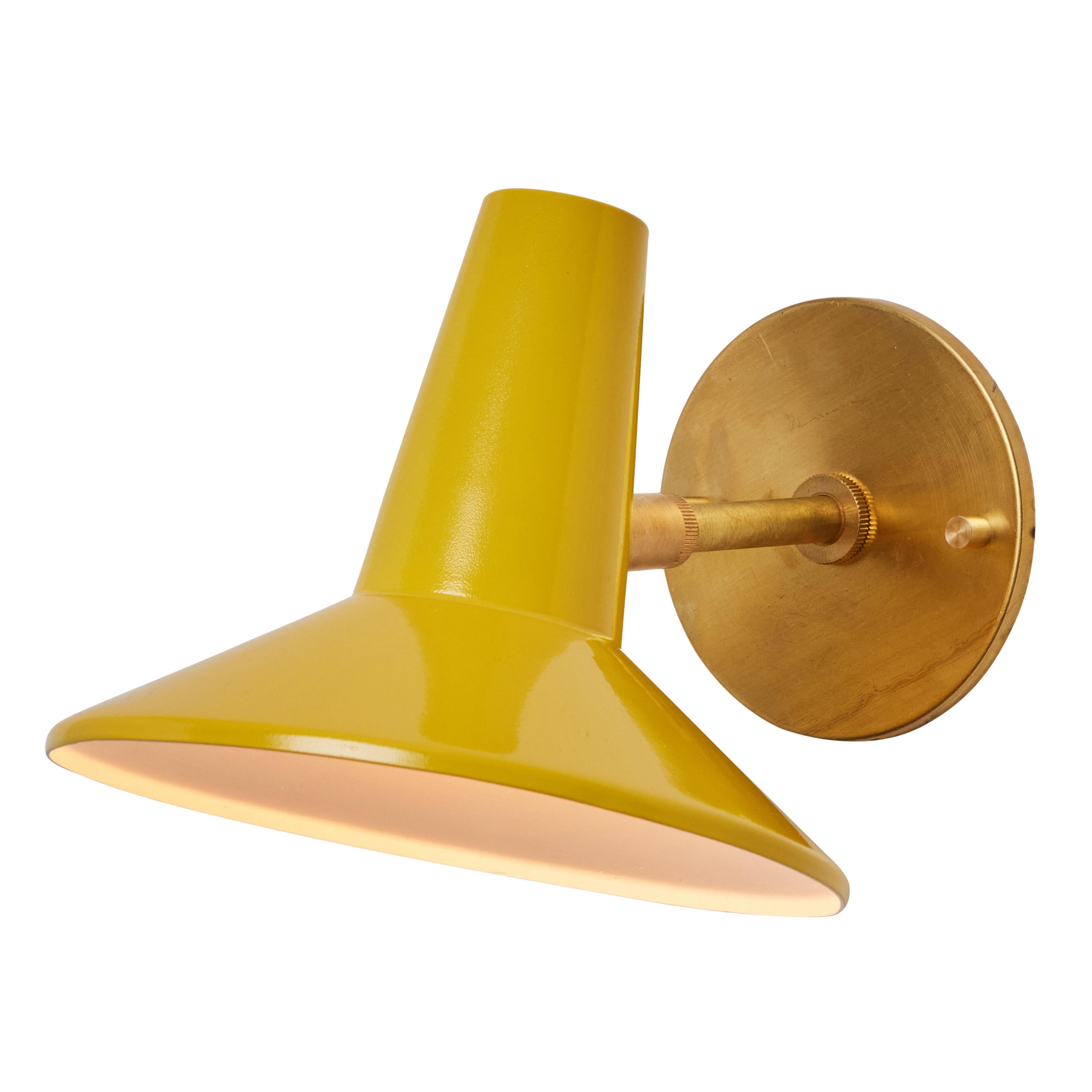 1950s Stilux Yellow Metal and Brass Articulating Sconce For Sale 5