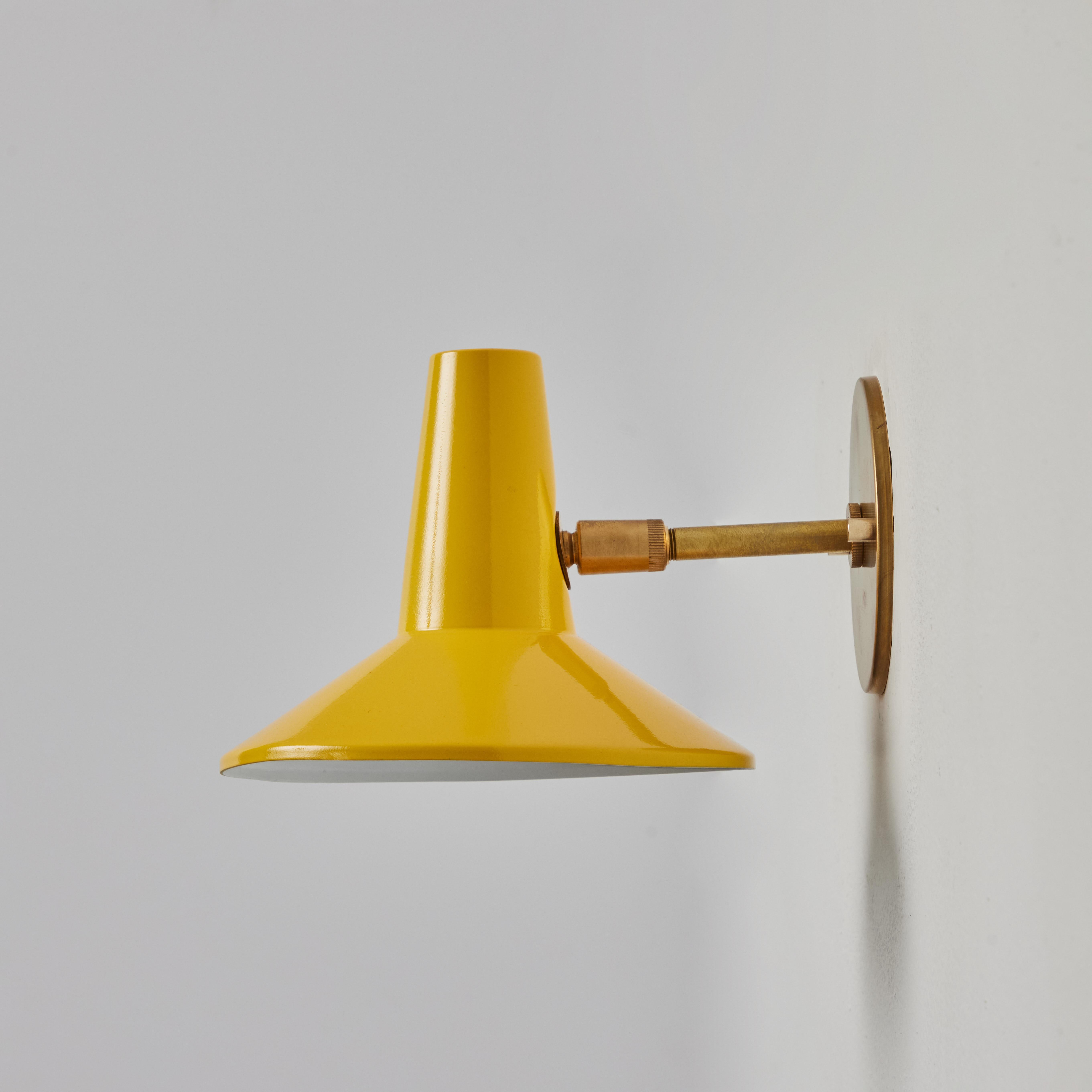 1950s Stilux Yellow Metal and Brass Articulating Sconce In Good Condition For Sale In Glendale, CA