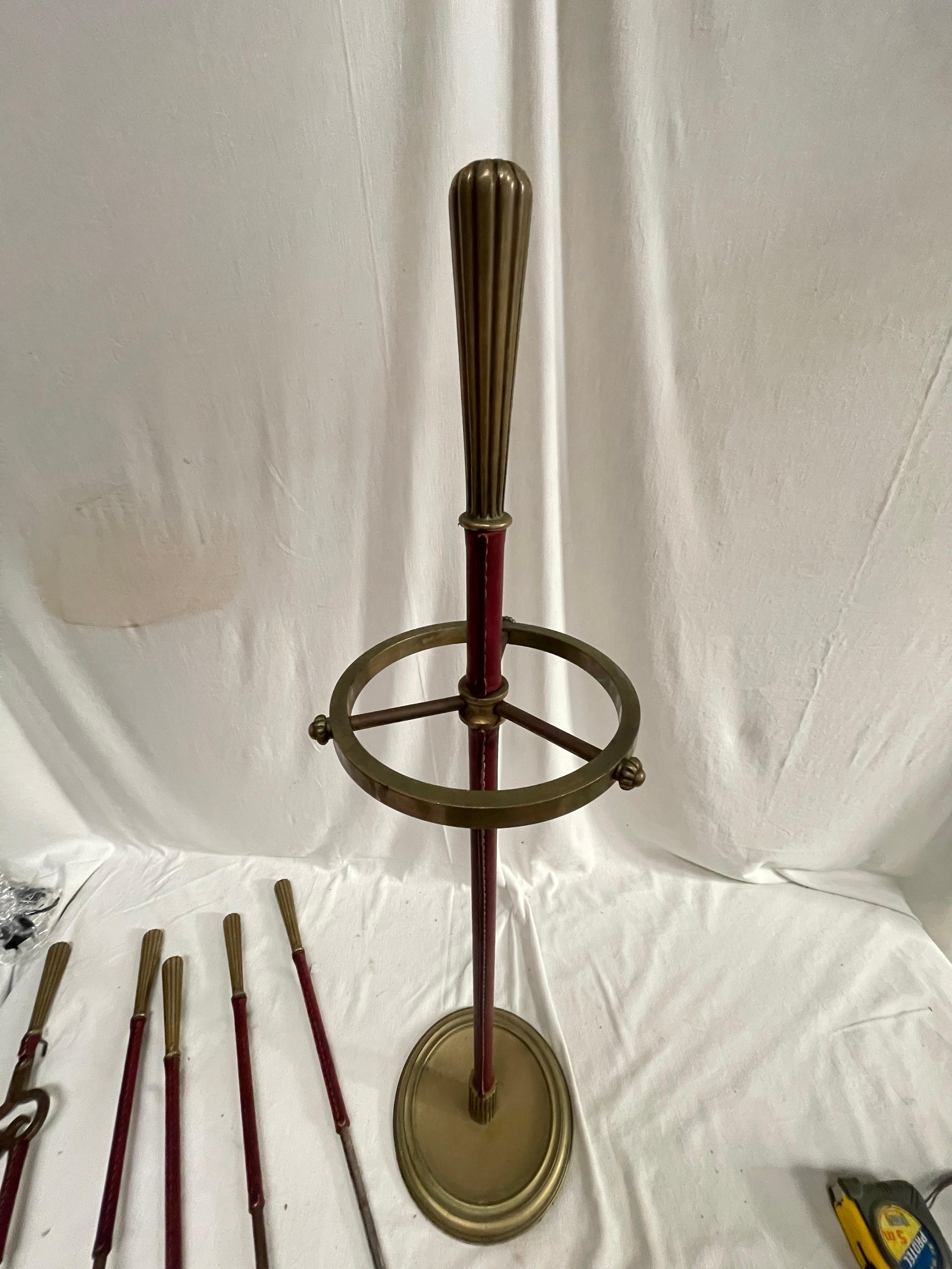 Manteaux en cuir cousu et bronze des années 1950 par Jacques Adnet en vente 5