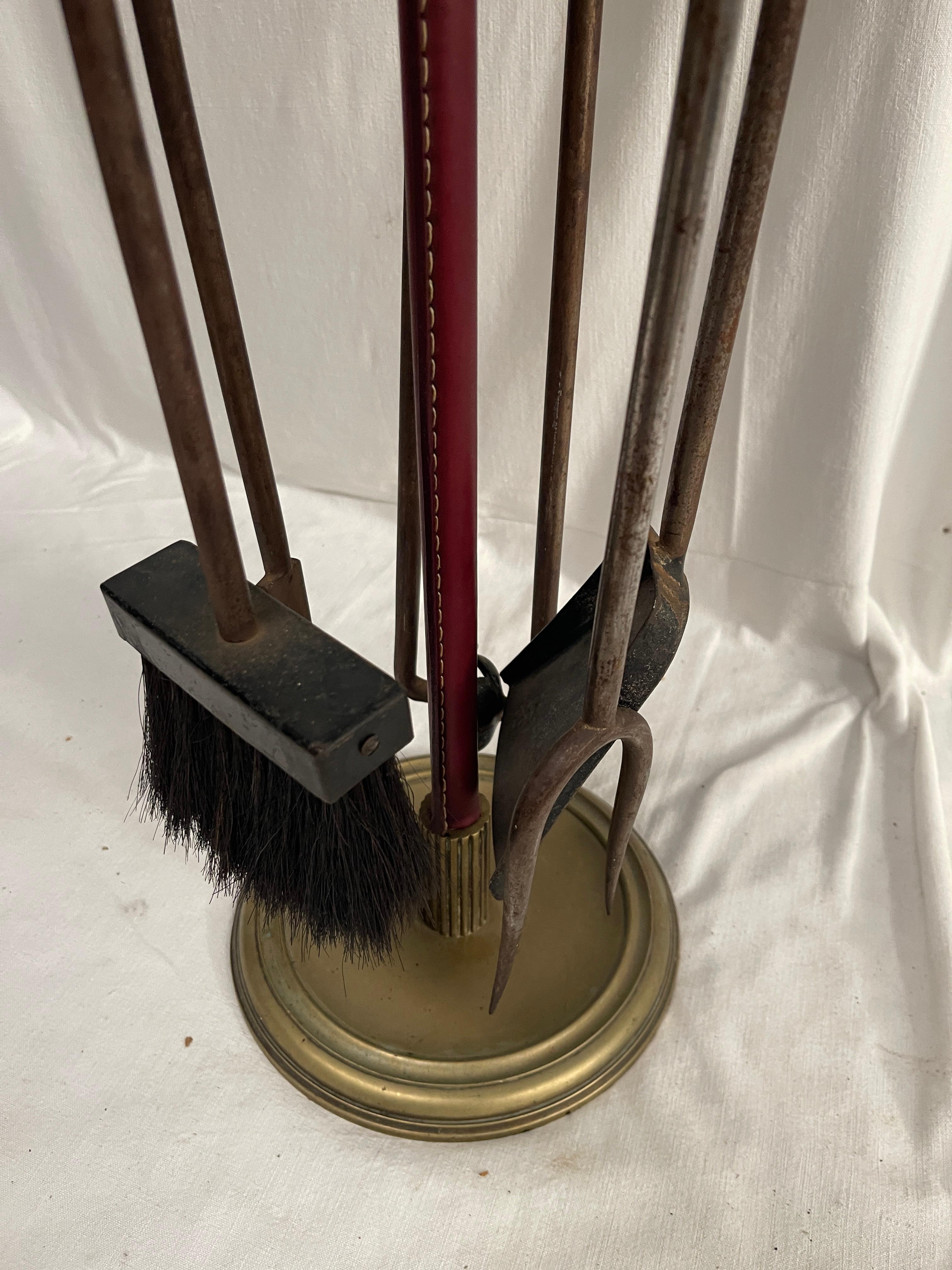 Manteaux en cuir cousu et bronze des années 1950 par Jacques Adnet Bon état - En vente à Bois-Colombes, FR