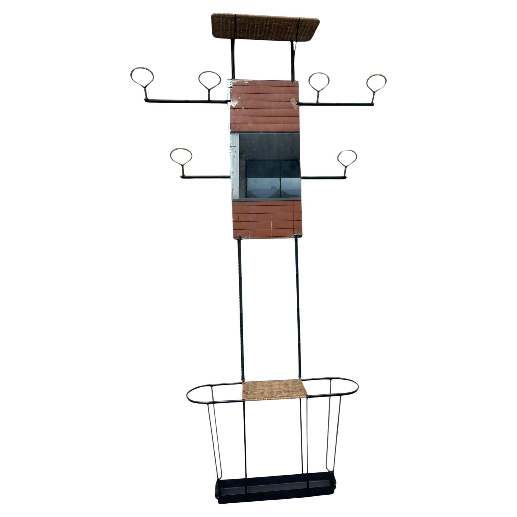 Appendiabiti anni '50 Stitch by Stitch e rattan di Jacques Adnet