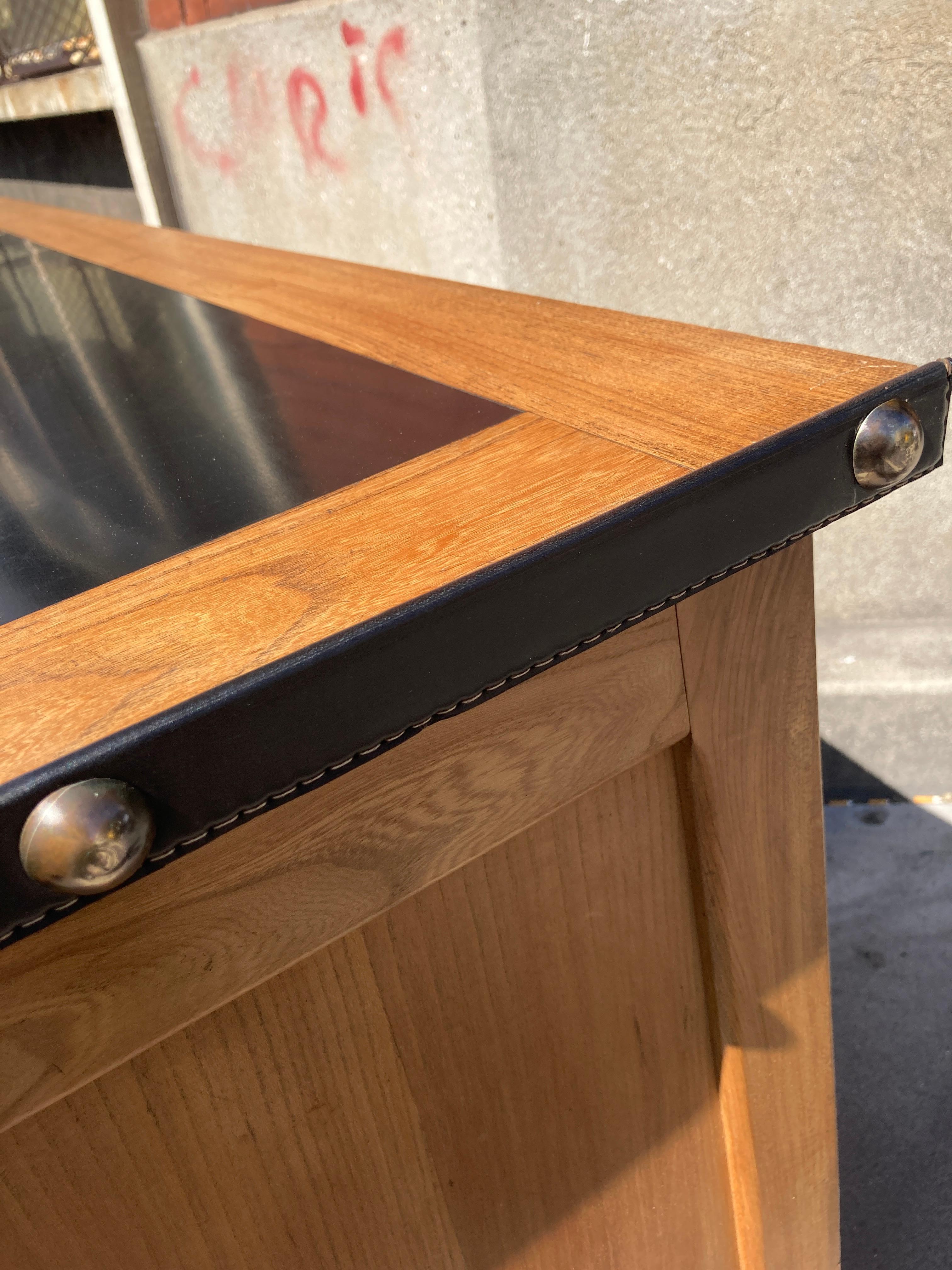 Credenza in pelle e legno Stitch by Stitch di Jacques Adnet del 1950 in vendita 7