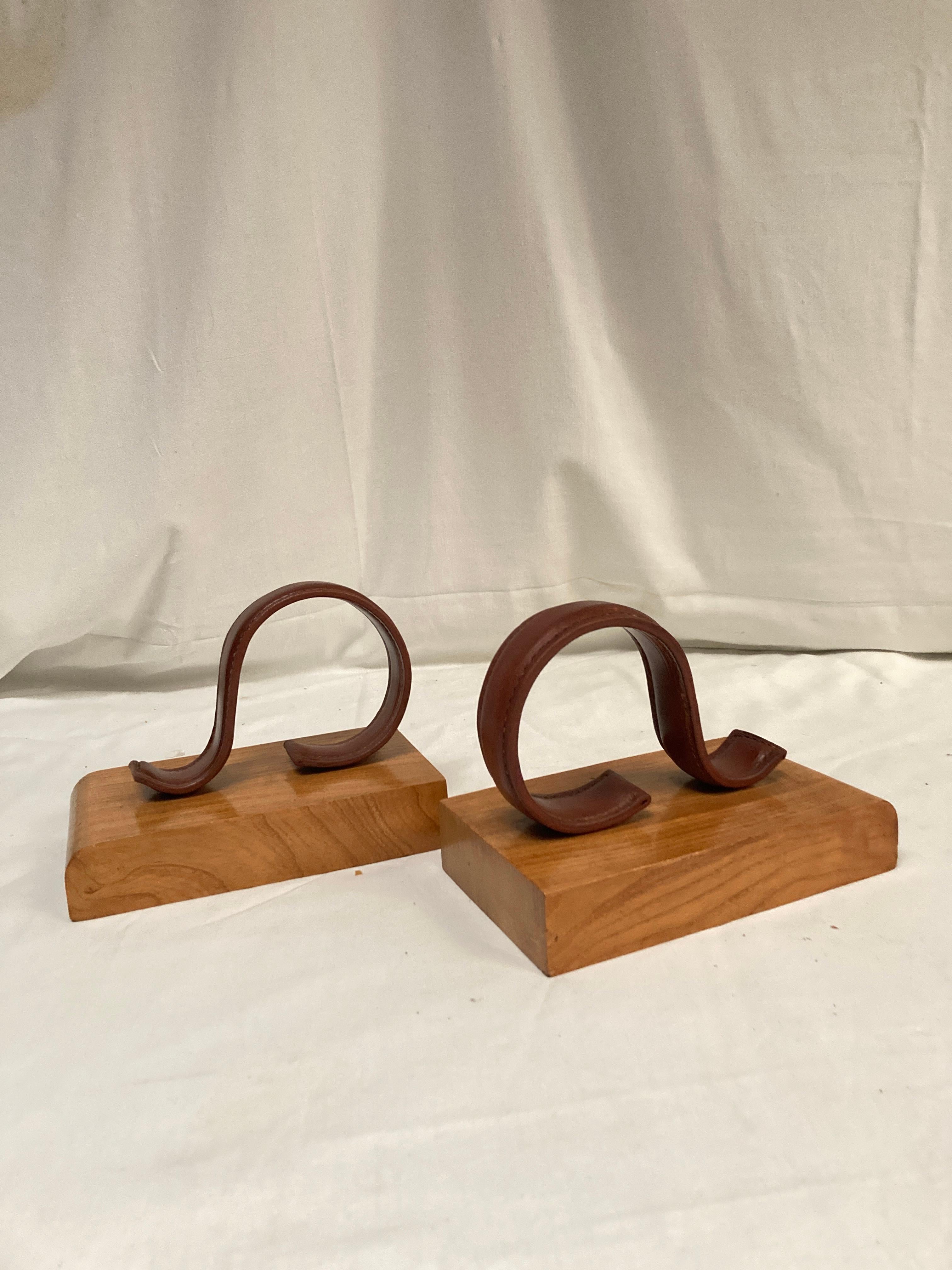 Rare 1950's Stitched leather books-end by Jacques Adnet
Oak and leather
France