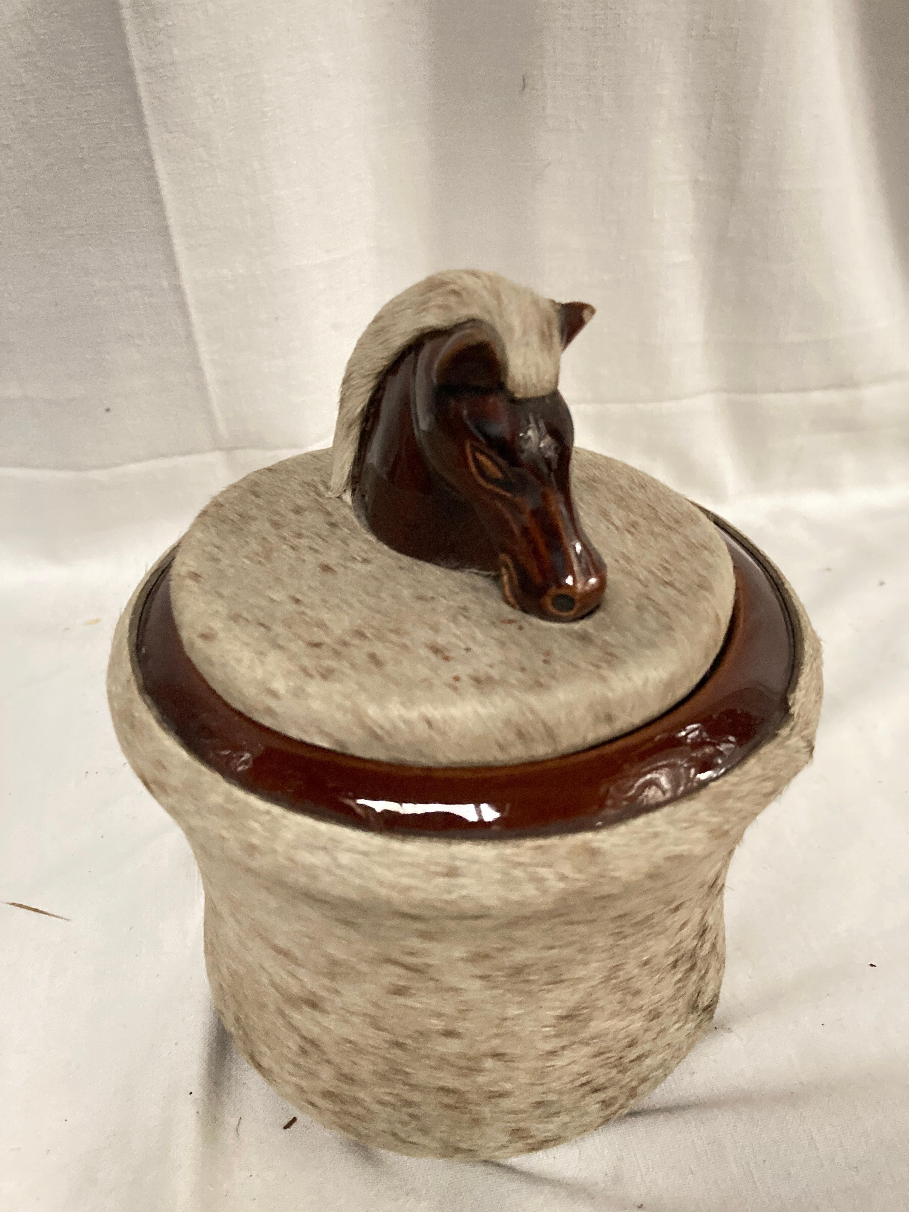 Estuche de cerámica de cuero cosido de los años 50 de Longchamps Francés en venta