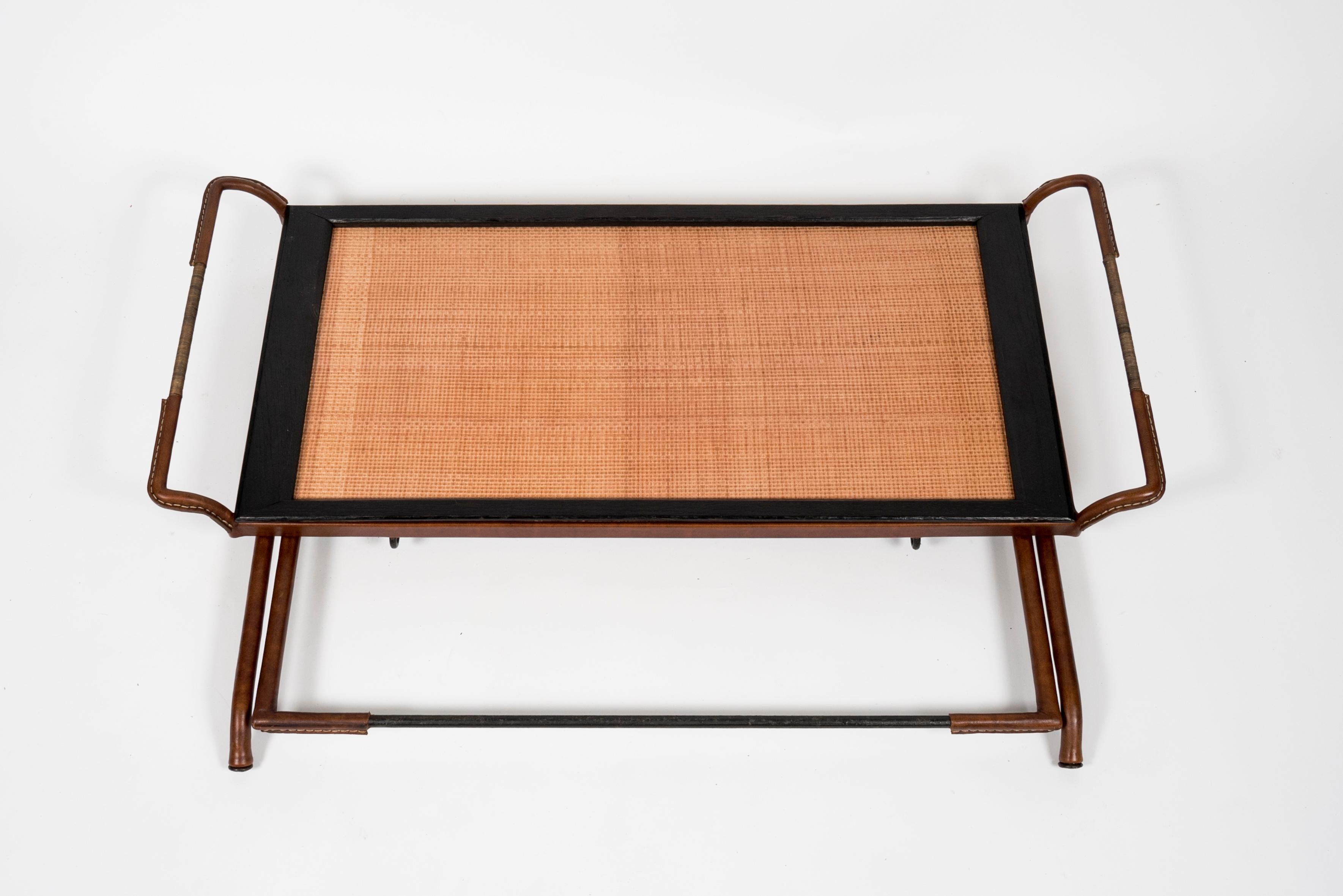 Tavolo da cocktail in pelle Stitch by Jacques Adnet, anni '50 in vendita 2