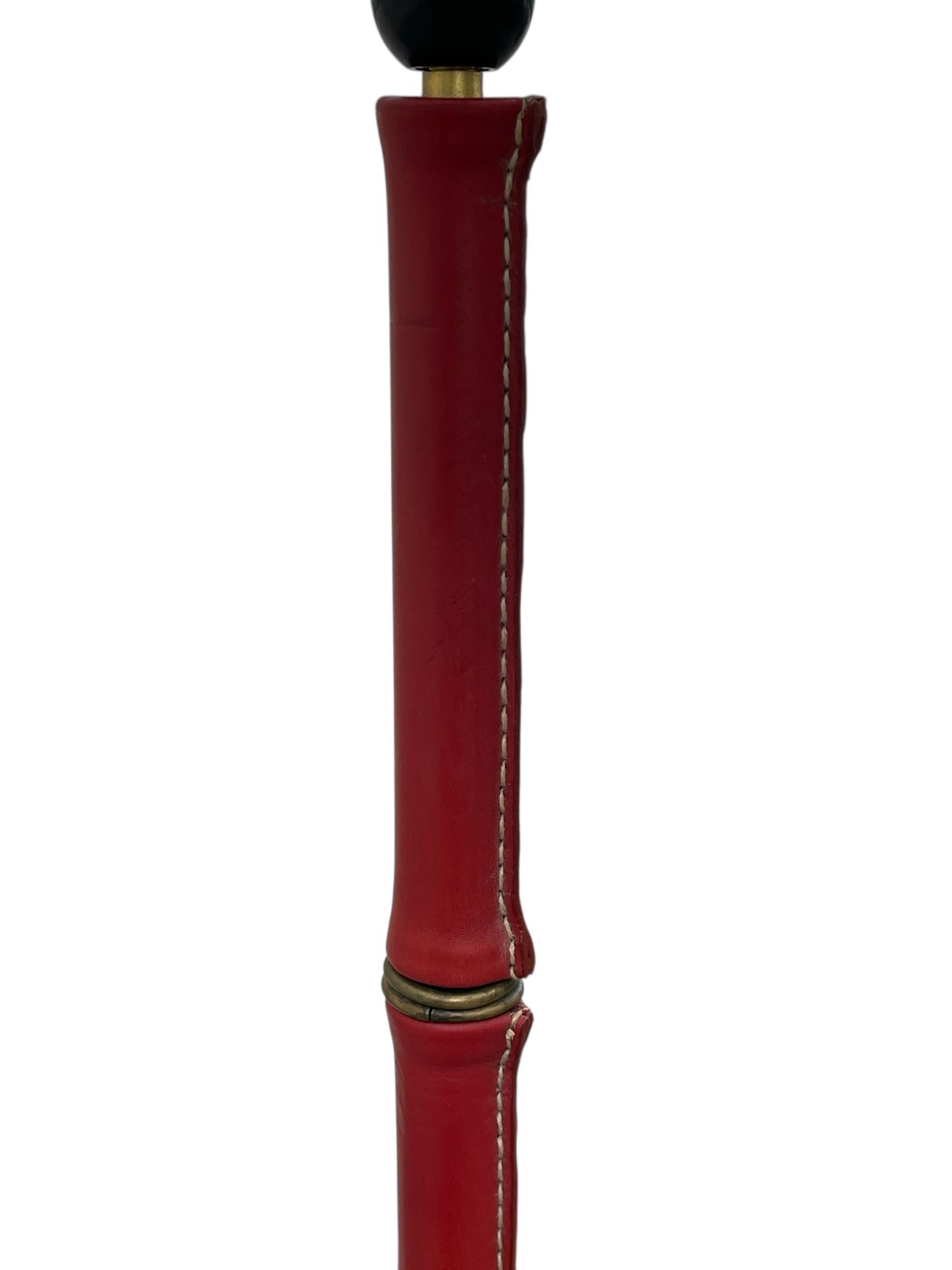 1950's Stitched leather floor lamp by Jacques Adnet In condizioni buone in vendita a Bois-Colombes, FR