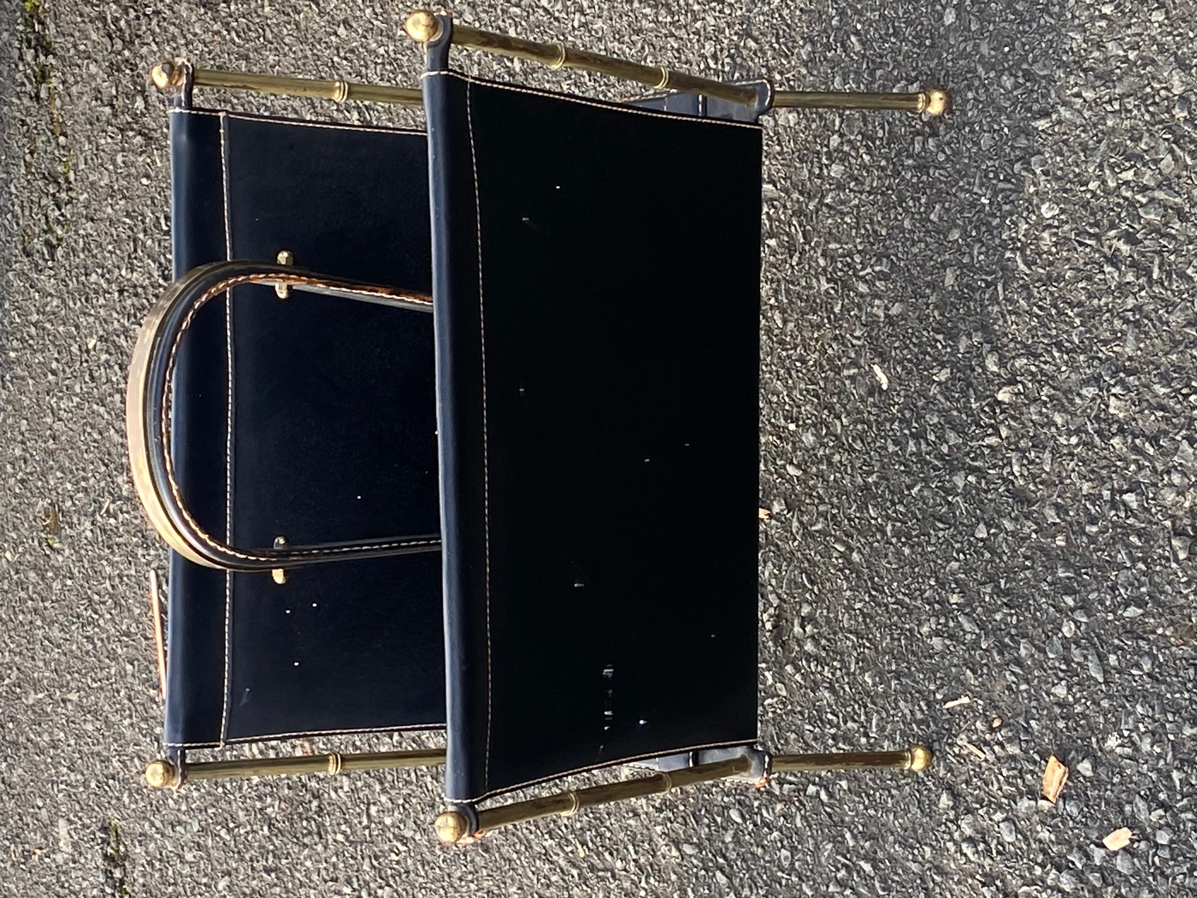 Revisteros de cuero cosidos de los años 50 por Jacques Adnet en venta 10