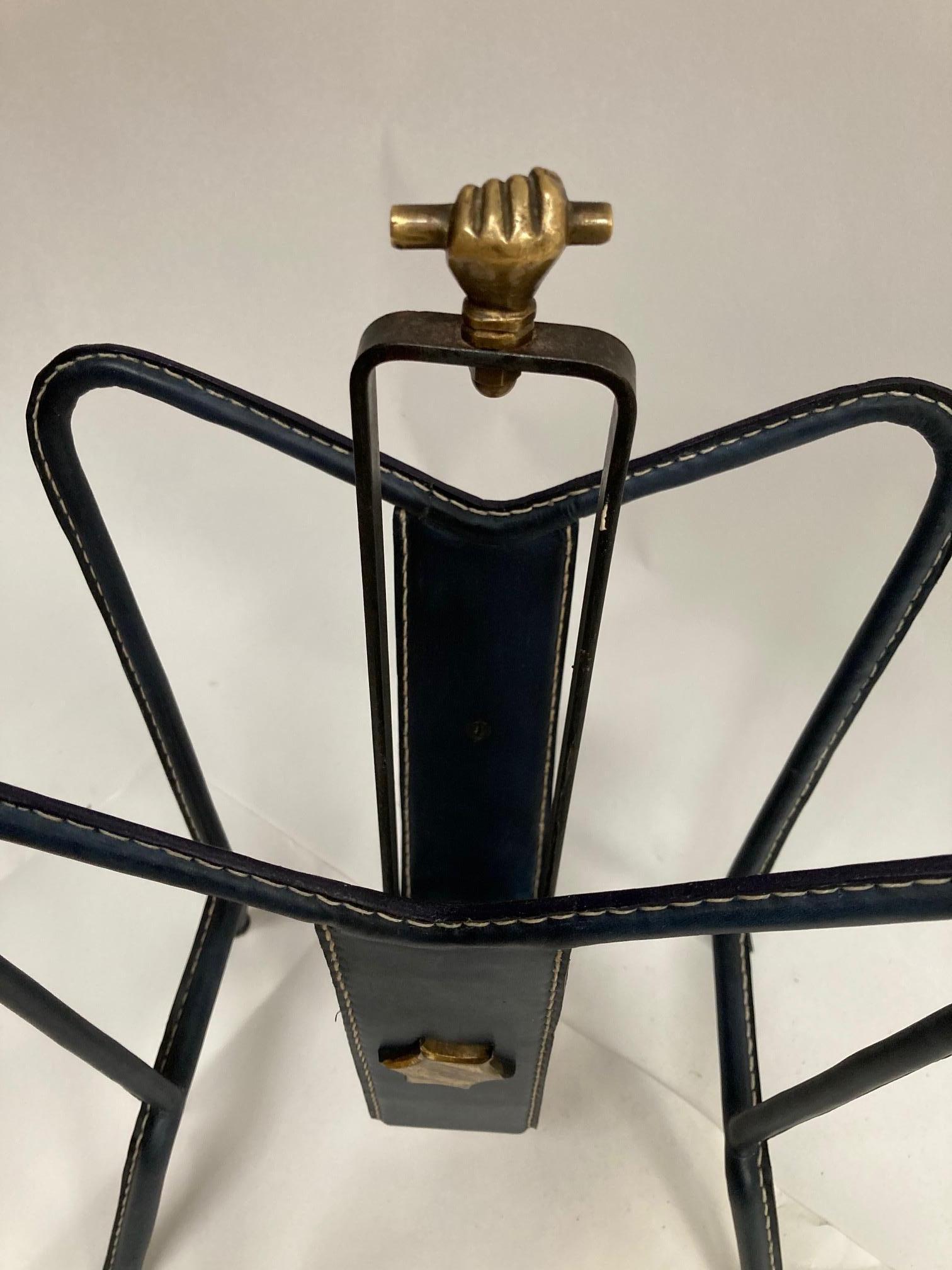 1950's Stitched Leather Magazines Rack by Jacques Adnet In Good Condition For Sale In Bois-Colombes, FR