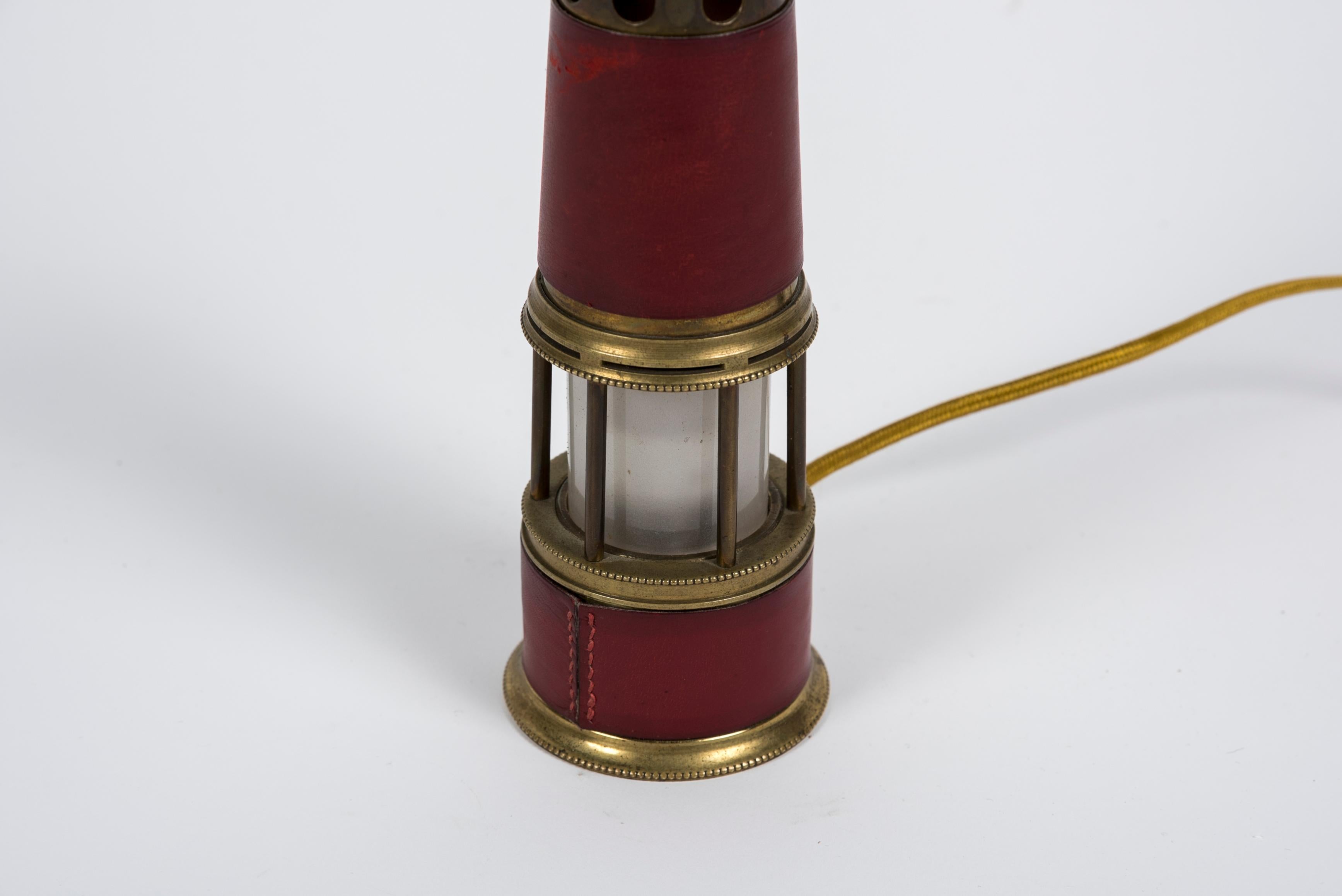 1950's Stitched Leather Mine Lamp by Maison Hermès In Good Condition For Sale In Bois-Colombes, FR