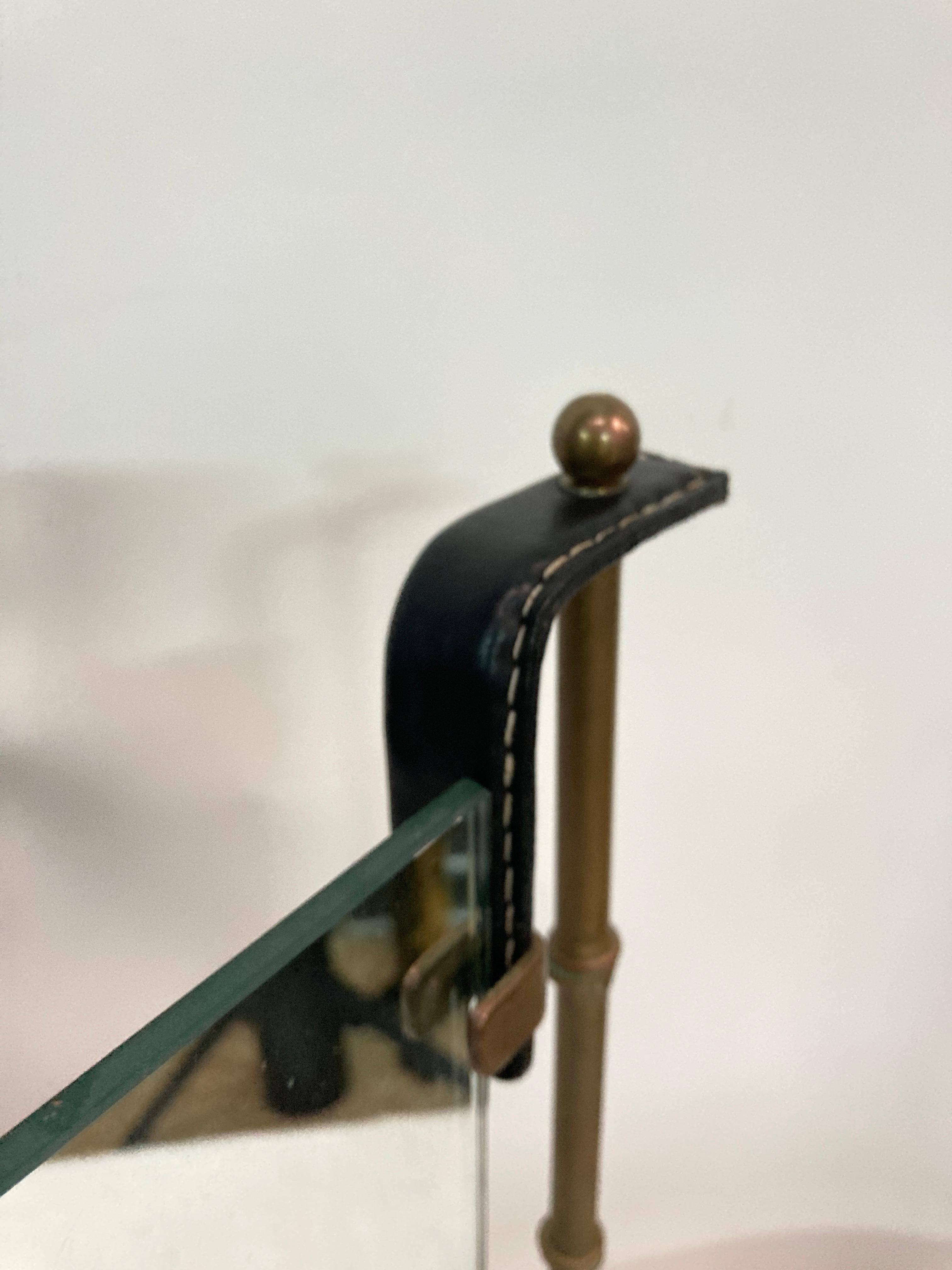 Specchio in pelle Stitch by Stitch, anni '50, di Jacques Adnet in vendita 6