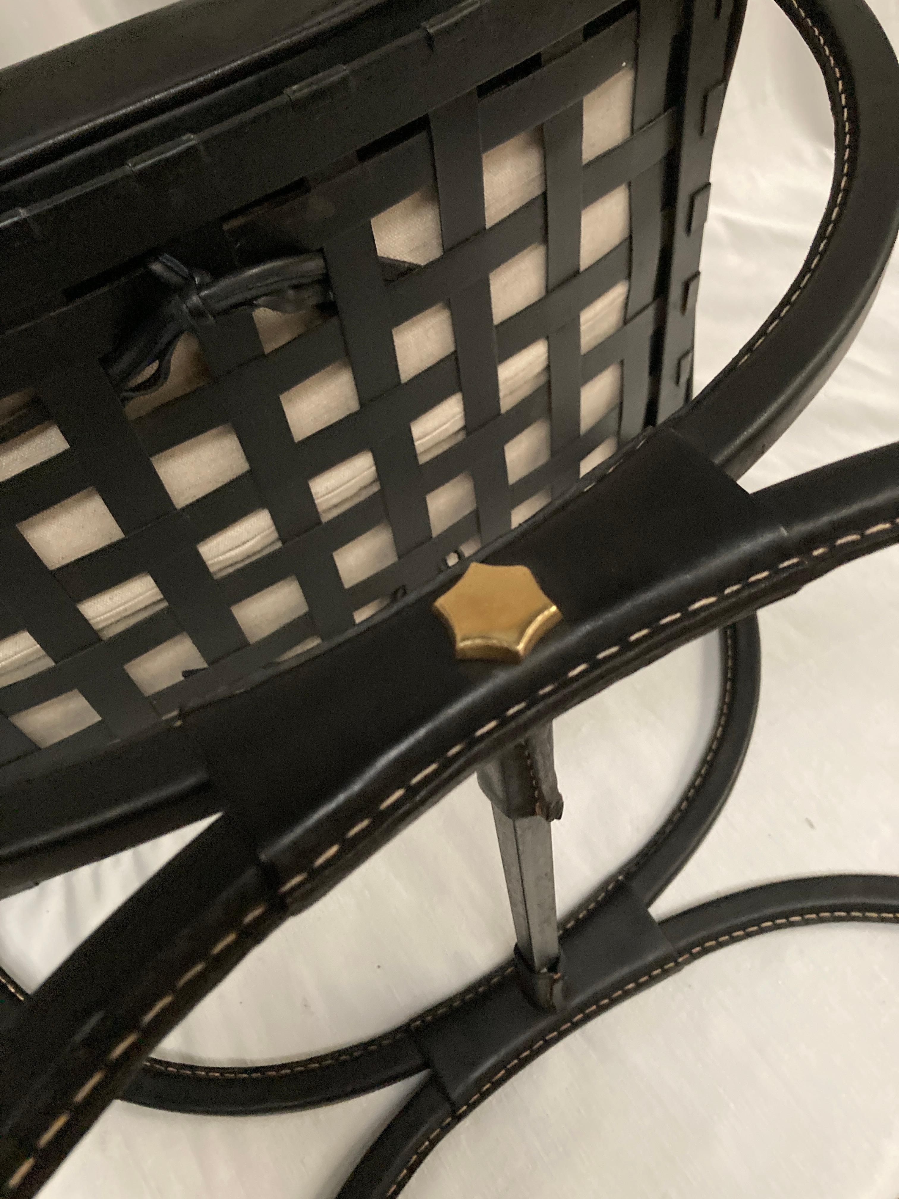 Ottomans en cuir cousus des années 1950 en vente 2