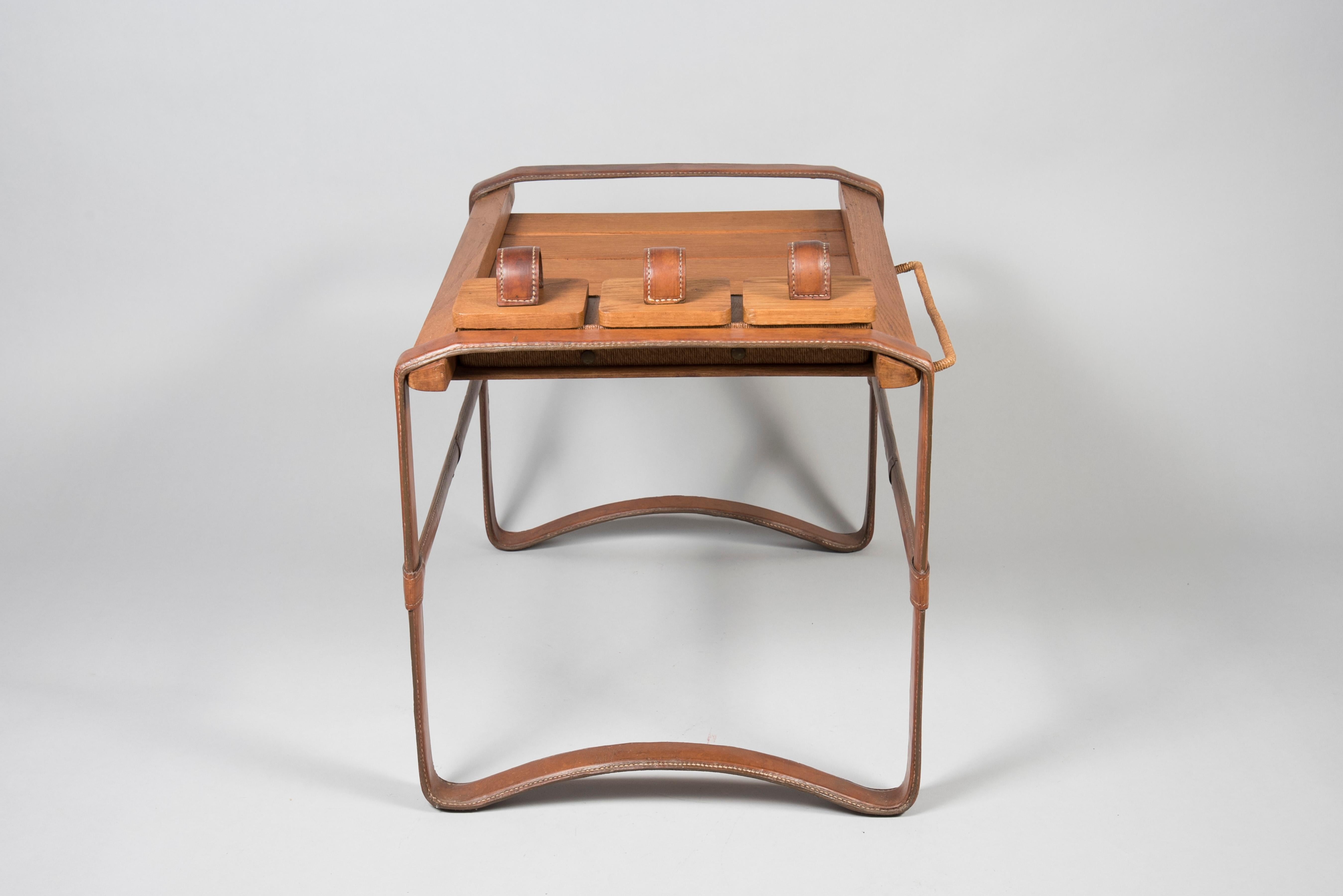 Table d'appoint en cuir Stitch by Jacques Adnet, 1950 en vente 2